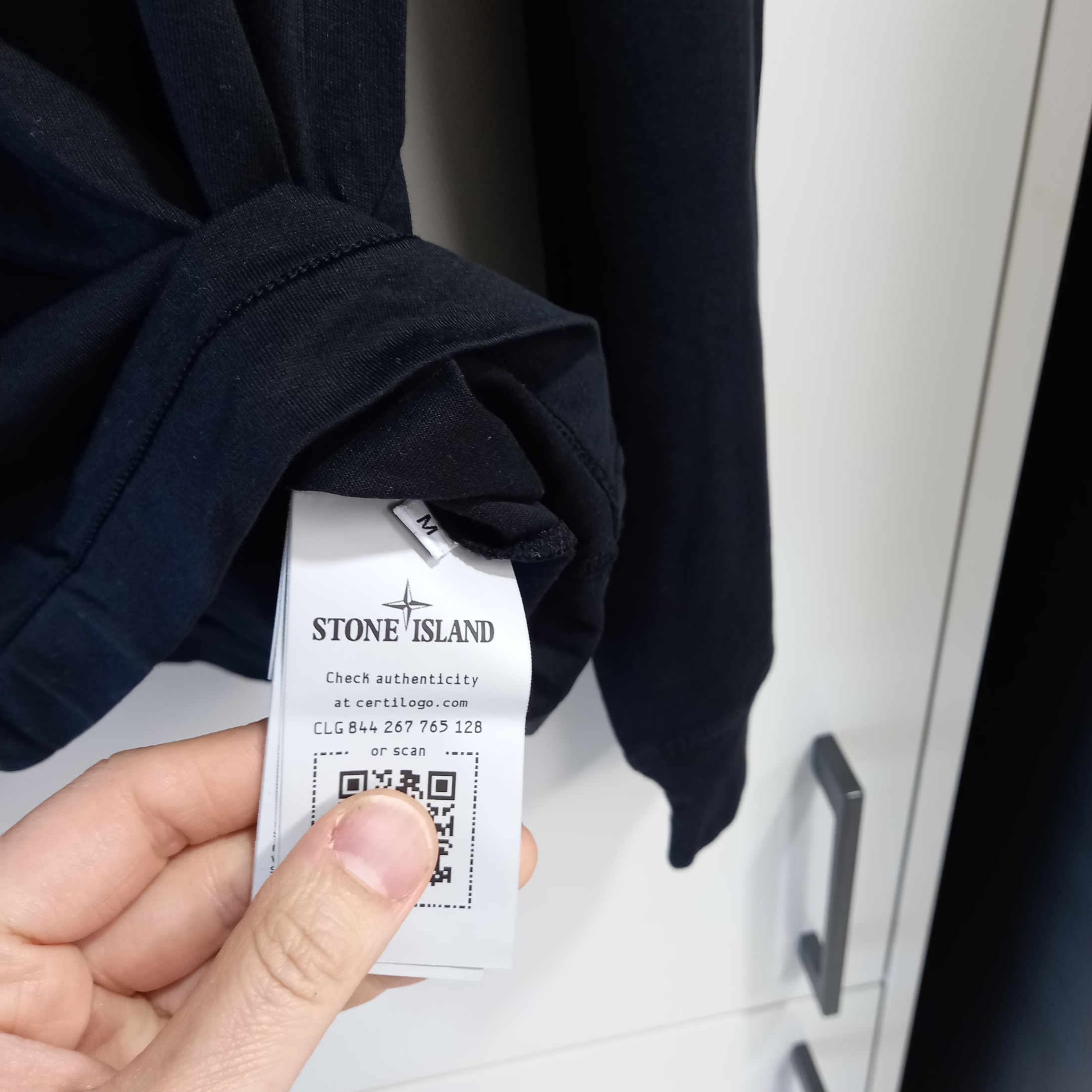 Stone Island 22713 Long Sleeve T-Shirt Black - 23SS 착용 스타일 - 4