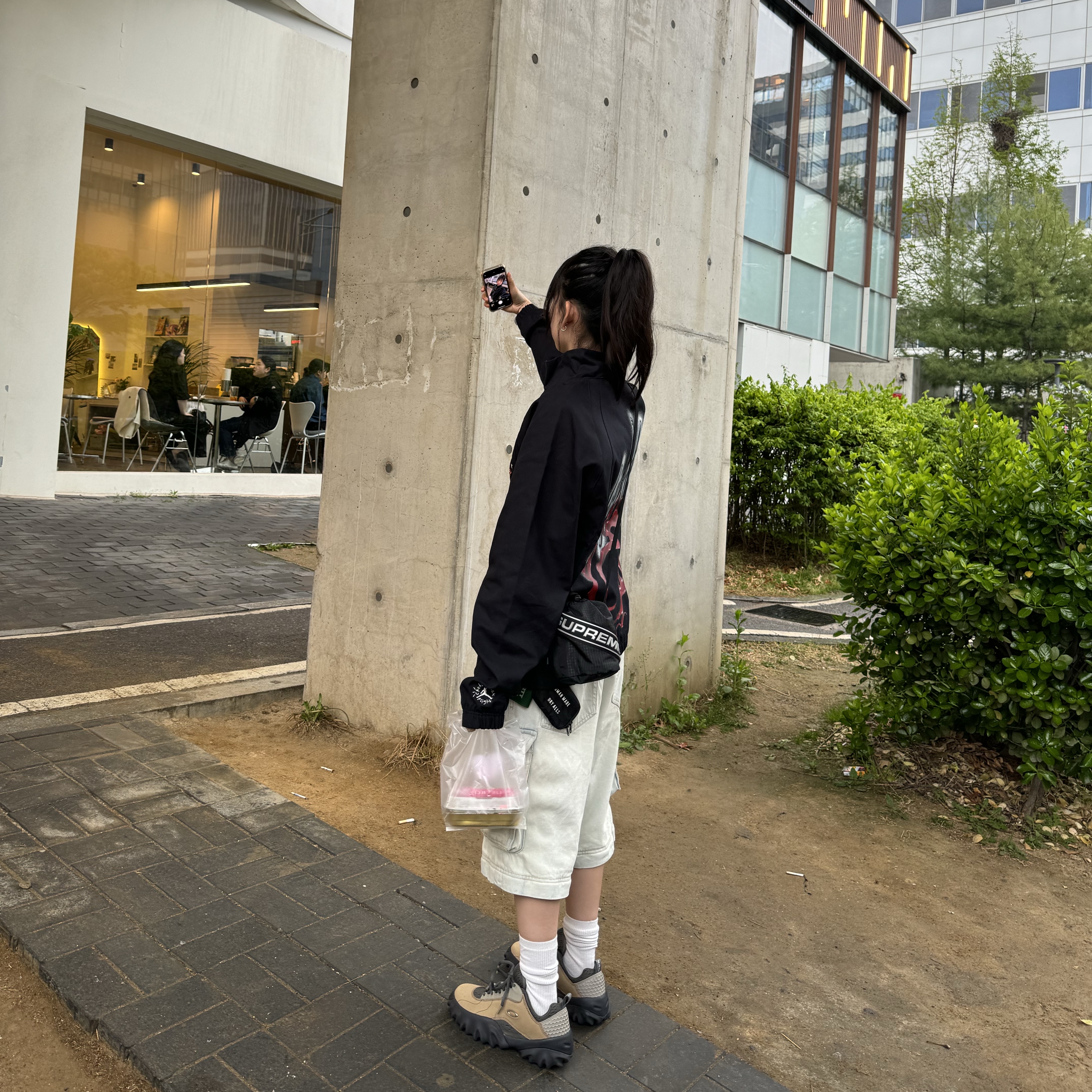 Jordan x Travis Scott Woven Jacket Black - Asia, Jordan x Travis Scott Woven Jacket Black - US/EU 착용 스타일 - 5