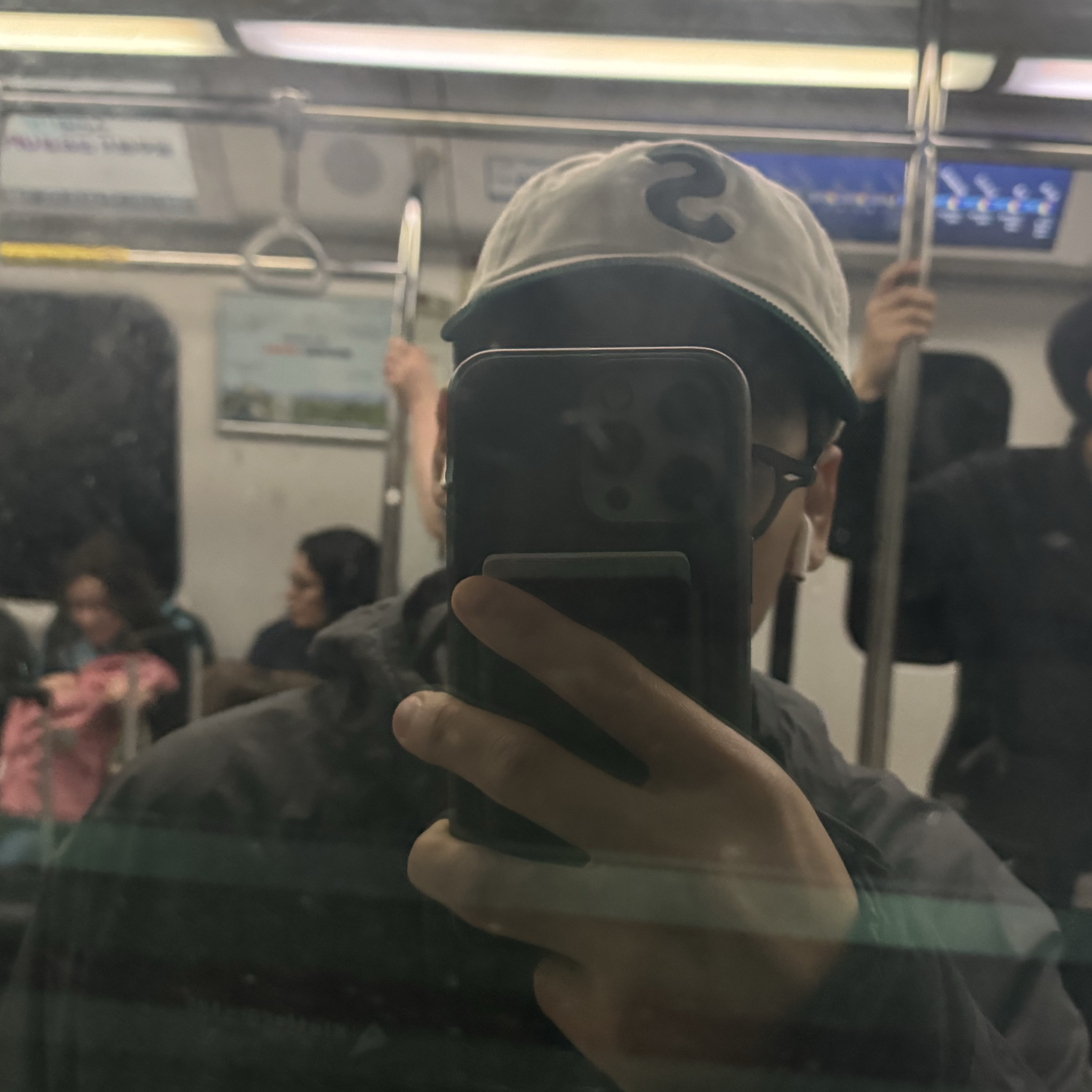 Supreme 2-Tone S Logo 6-Panel Stone - 24SS 착용 스타일 - 1