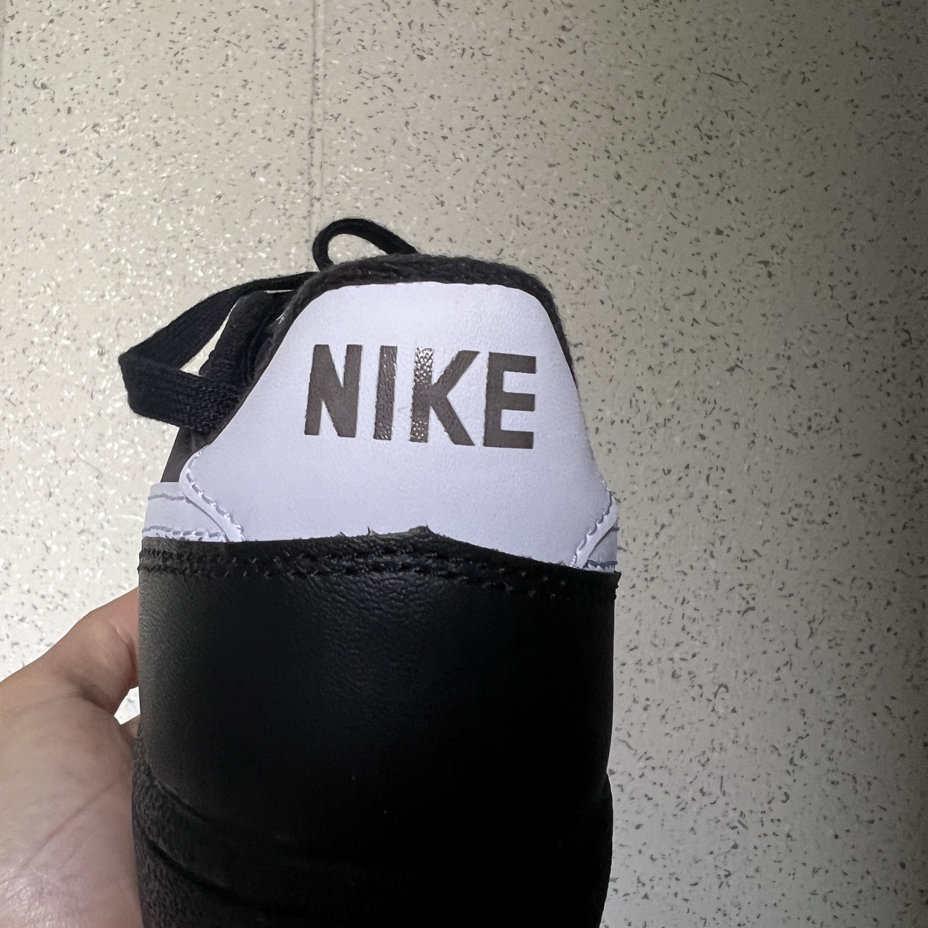 Nike Field General 82 SP Black and White 착용 스타일 - 3