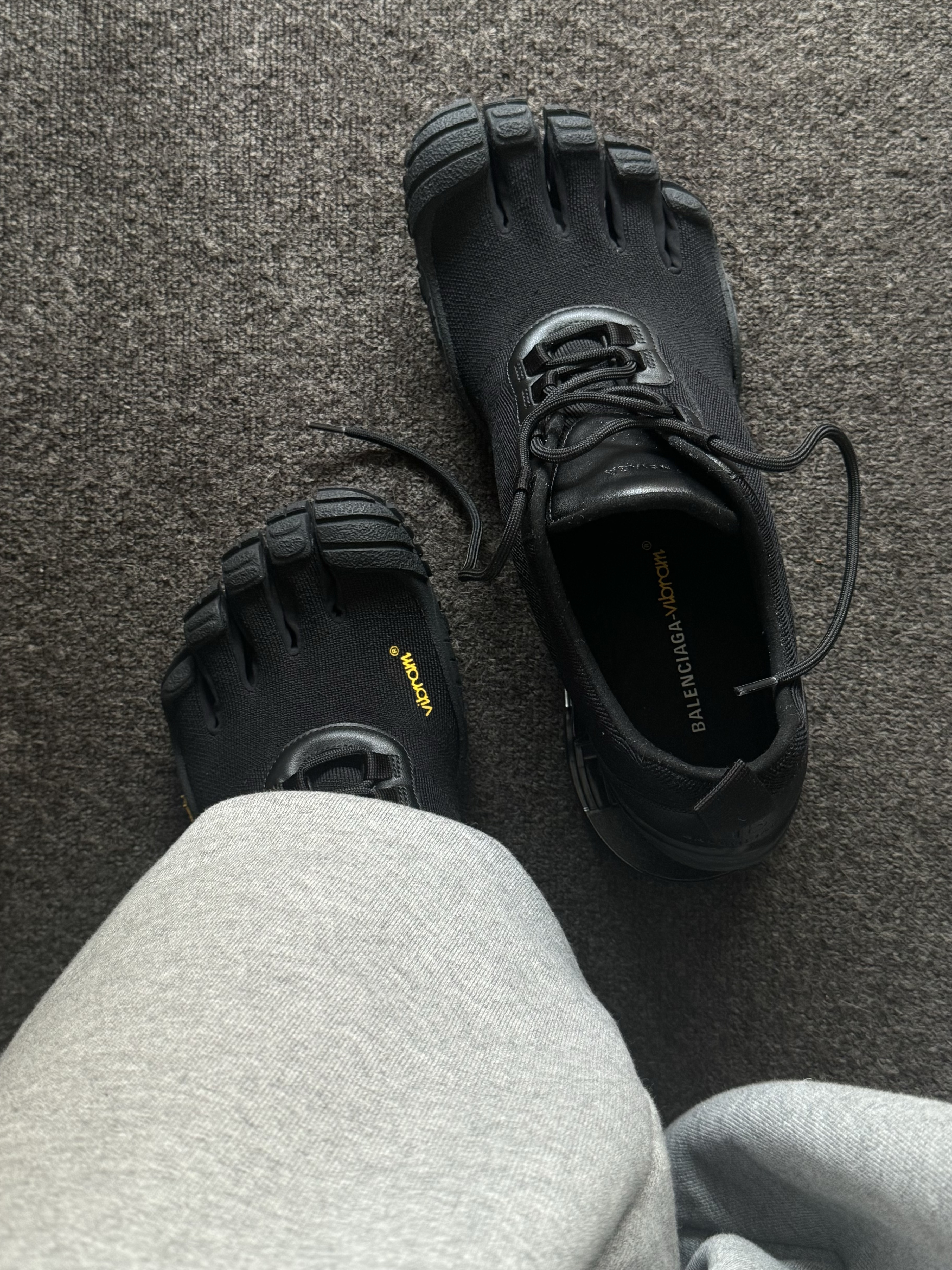 MJD Everyday Heavy Sweat Baggy Pants Melange Grey, Balenciaga Toe Lace-Up Vibram Sneakers Black 착용 스타일 - 3