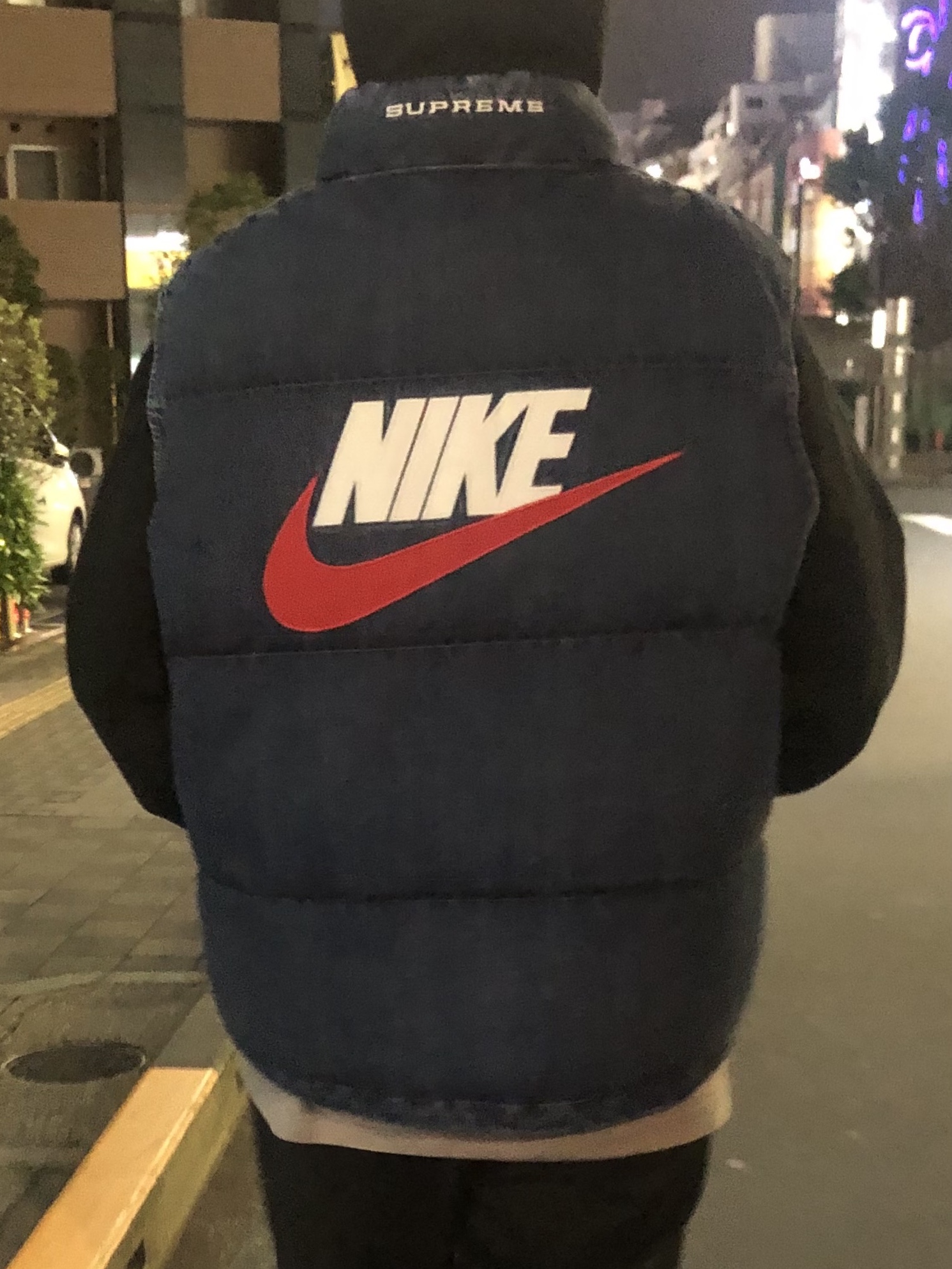 Supreme x Nike Denim Puffer Vest Indigo - 24SS 착용 스타일
