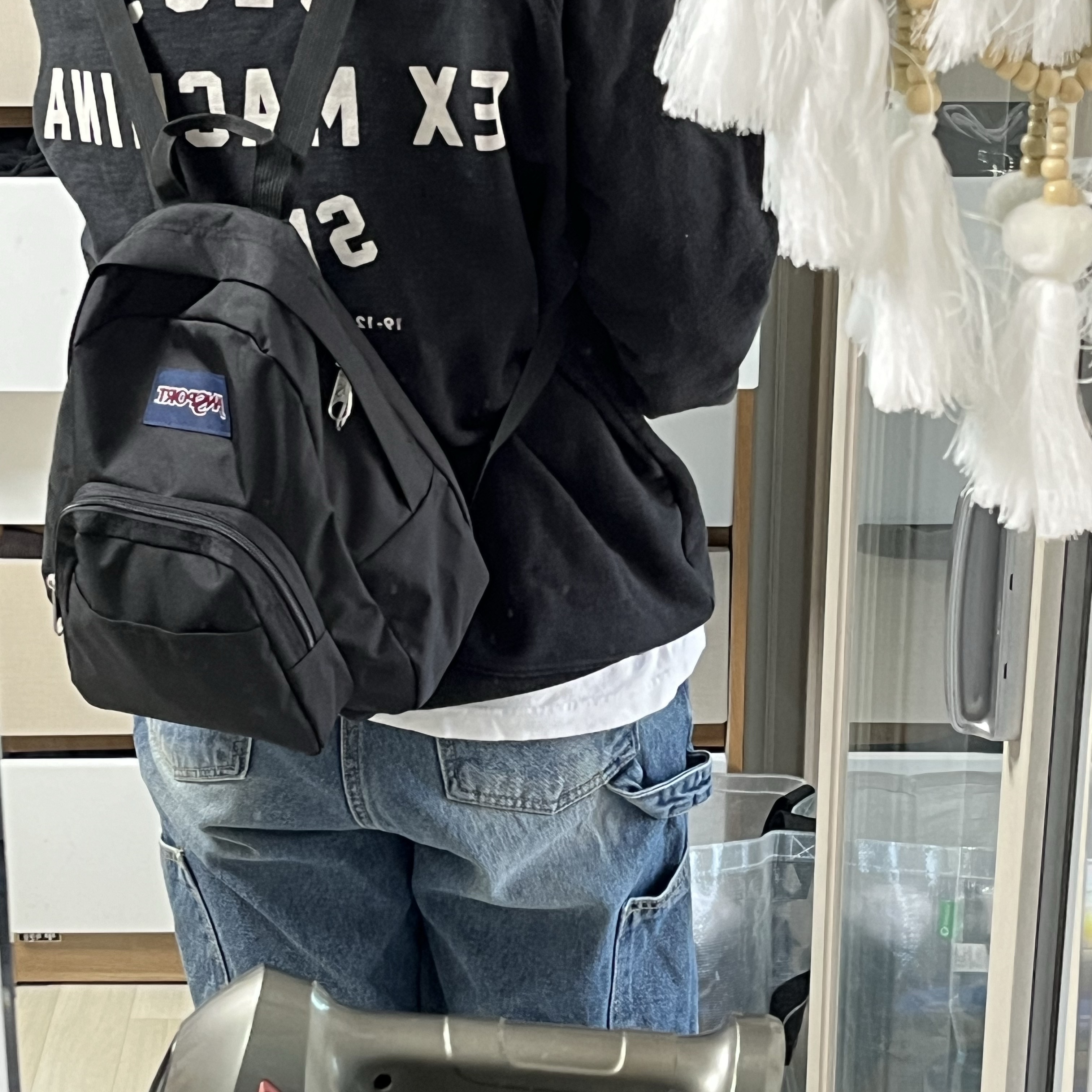 Jansport Half Pint Mini Backpack Black, Deus Ex Machina Milano Adress Crew Black 착용 스타일