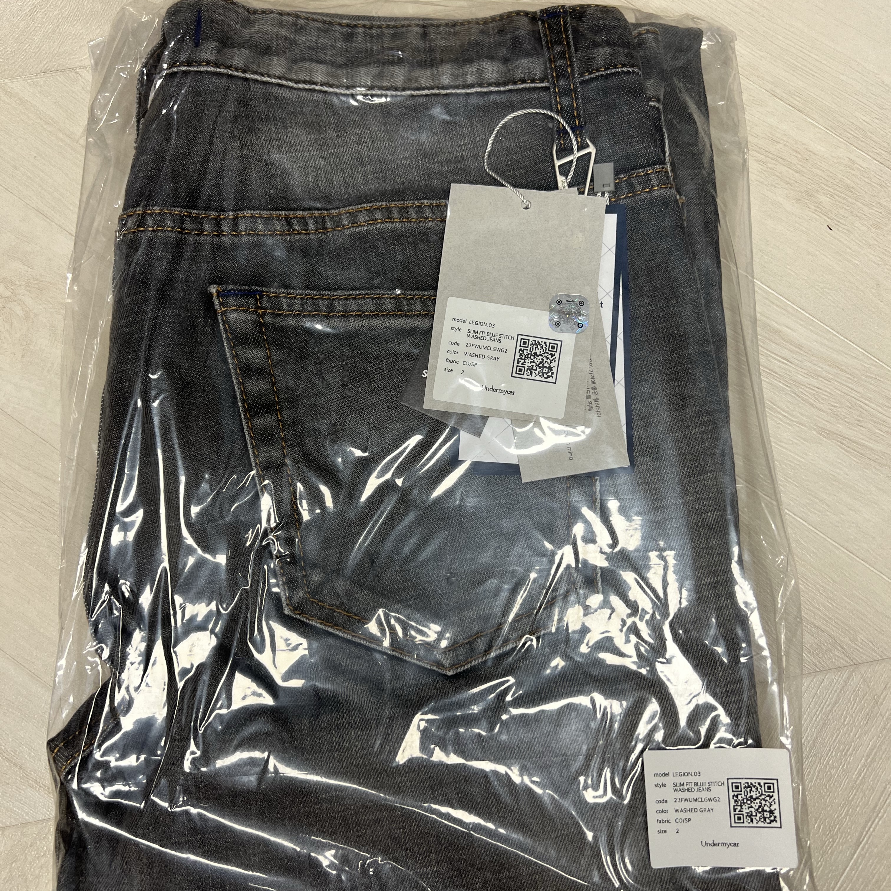Undermycar Legion.03 Slim Fit Blue Stitch Washed Jeans Washed Gray 착용 스타일