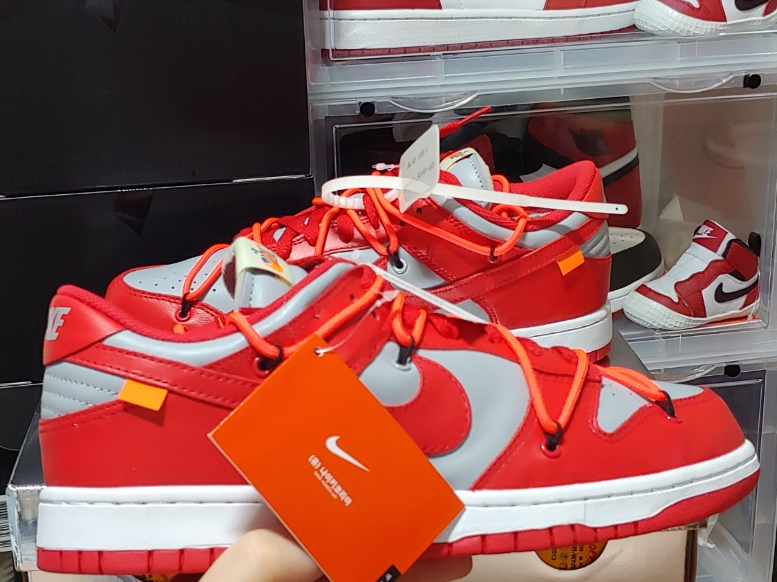 Nike x Off-White Dunk Low University Red 착용 스타일 - 3