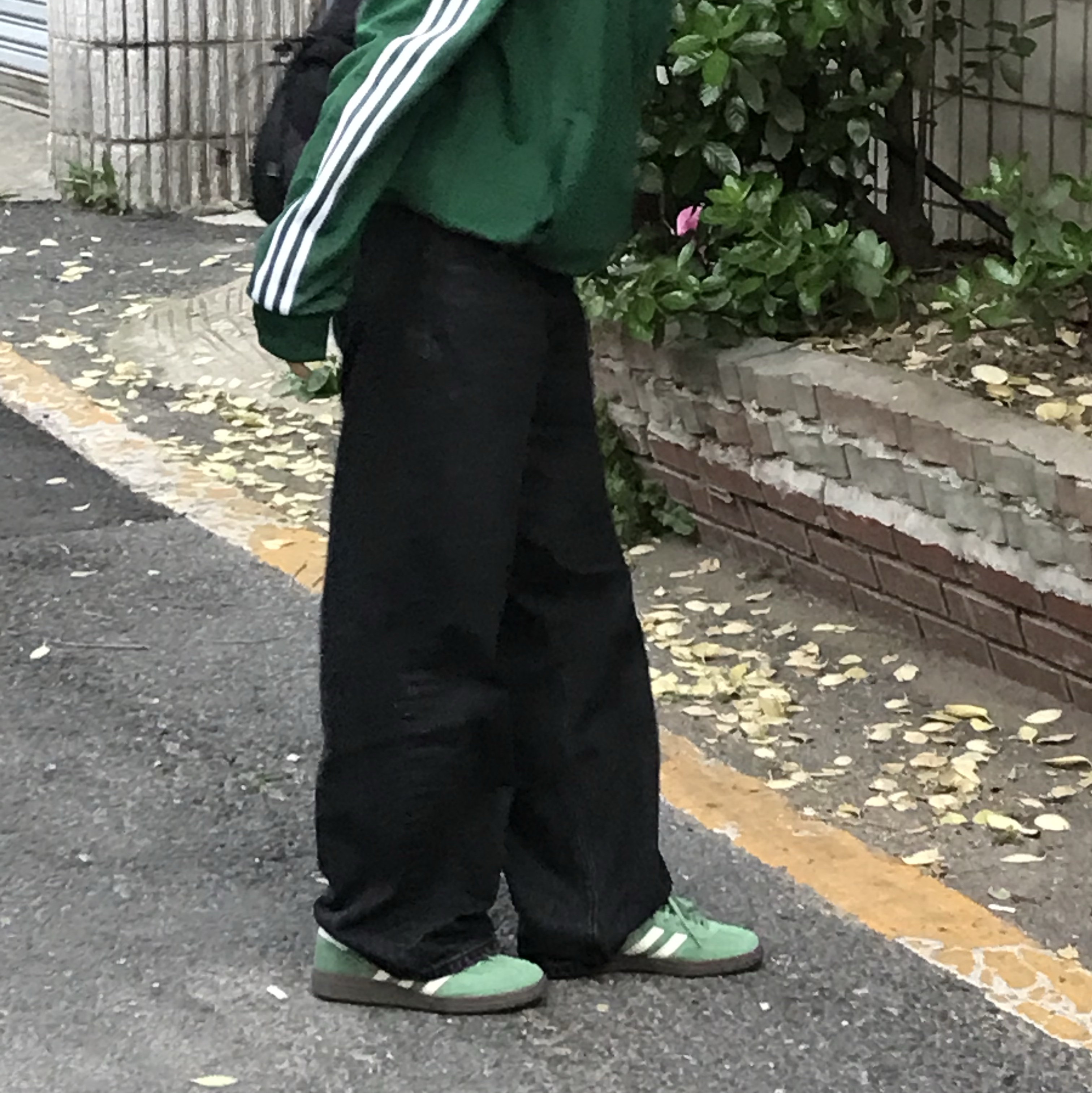 Adidas Spezial Handball Preloved Green Cream White, Adidas Adicolor Classic Beckenbauer Track Top Collegiate Green - KR Sizing 착용 스타일 - 3