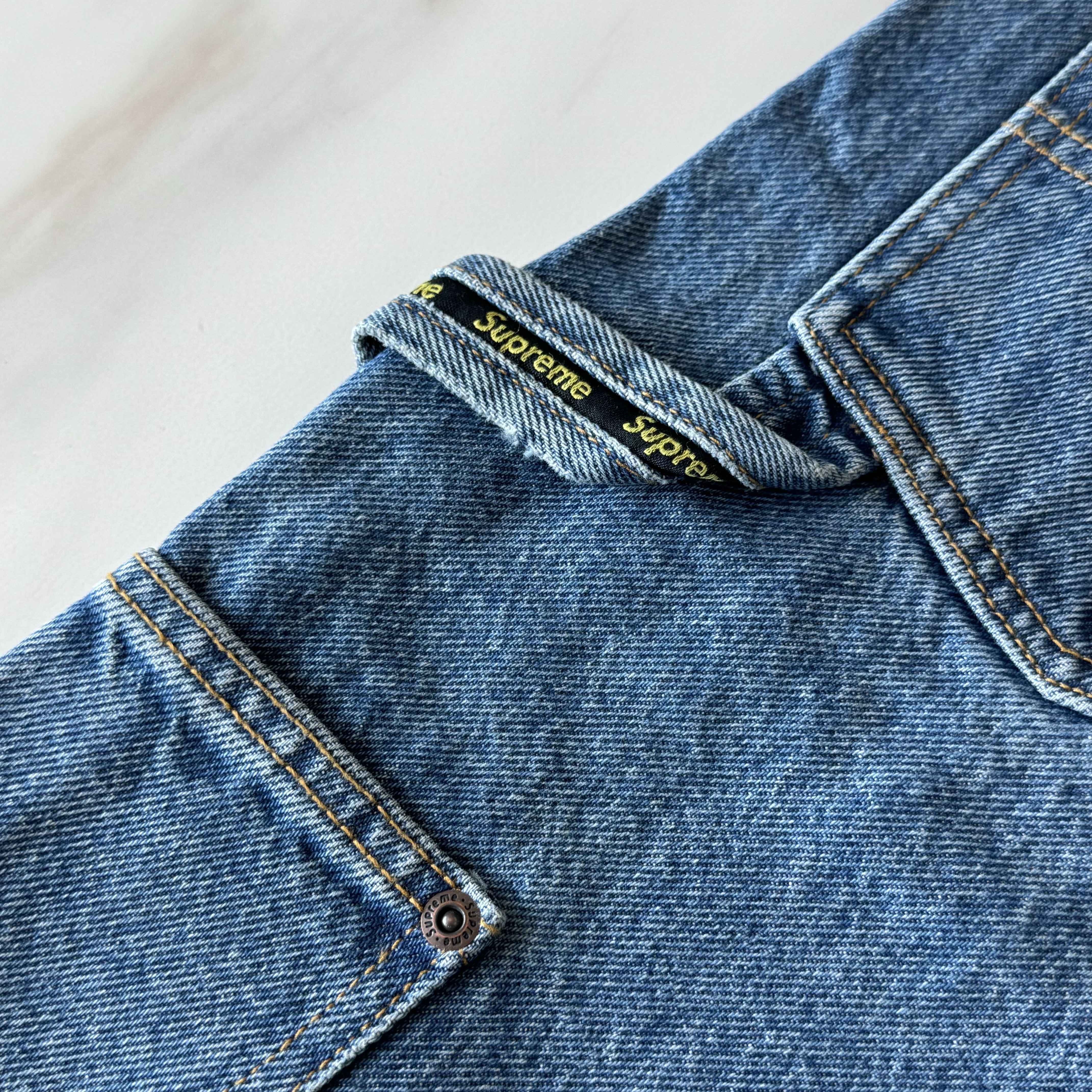 Supreme Double Knee Painter Pant Washed Indigo - 24SS, Salomon XA Pro 3D Alloy Silver 착용 스타일 - 1
