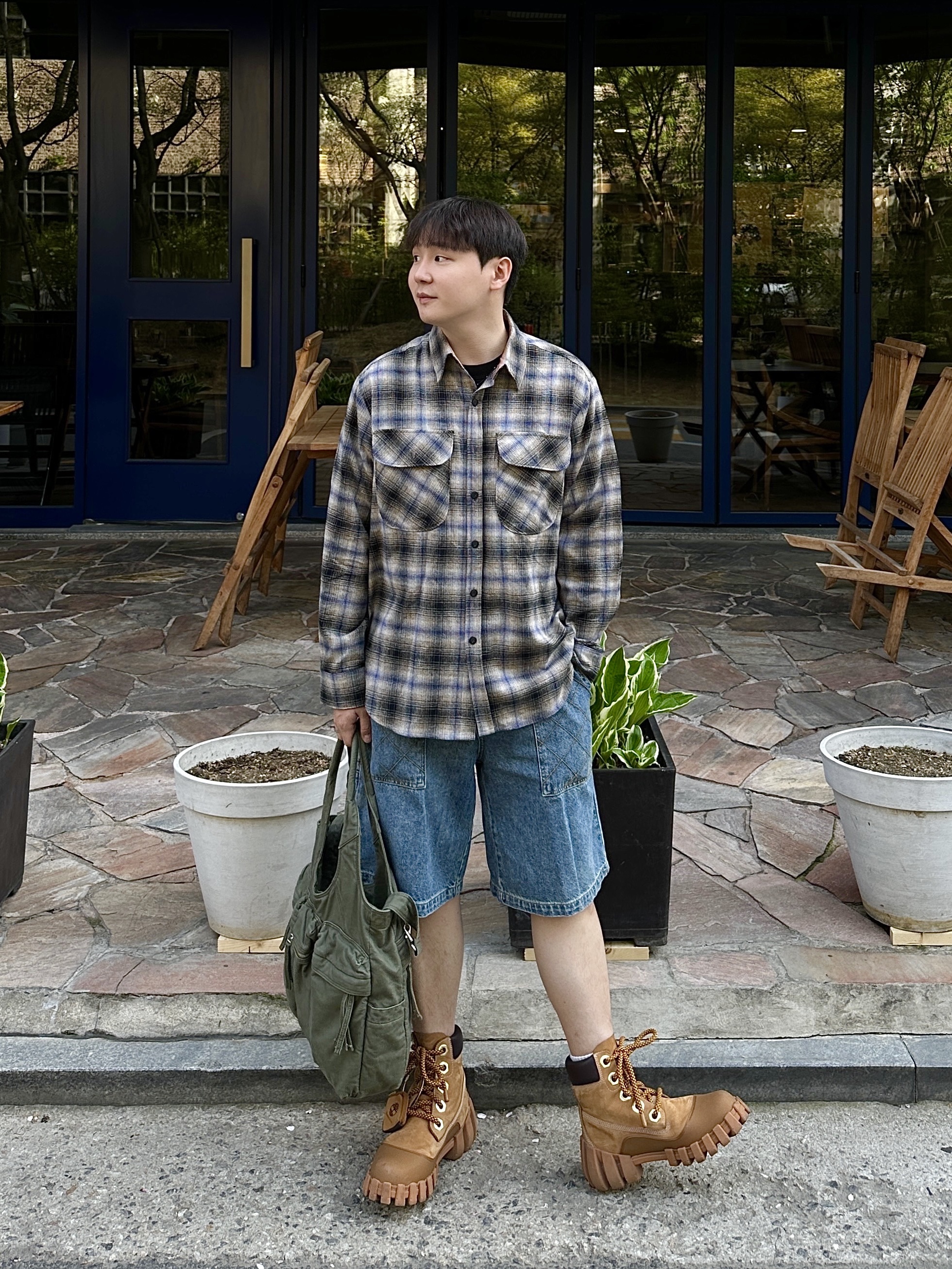 Timberland x Humberto Leon 6 Inch Boot Wheat Nubuck - Medium 착용 스타일 - 1