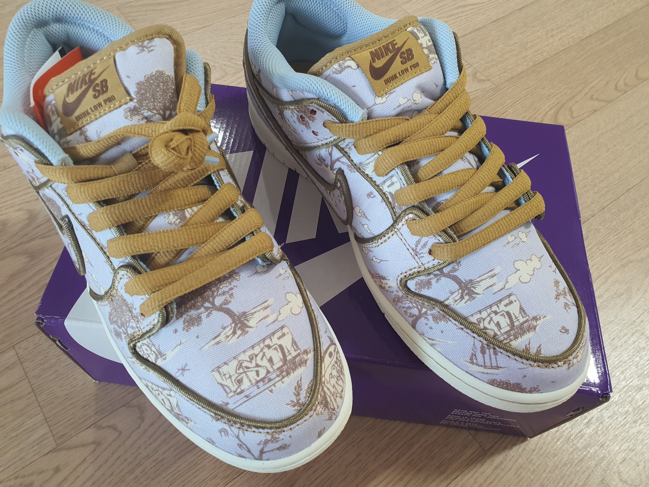 Nike SB Dunk Low Pro Premium Toile 착용 스타일 - 4