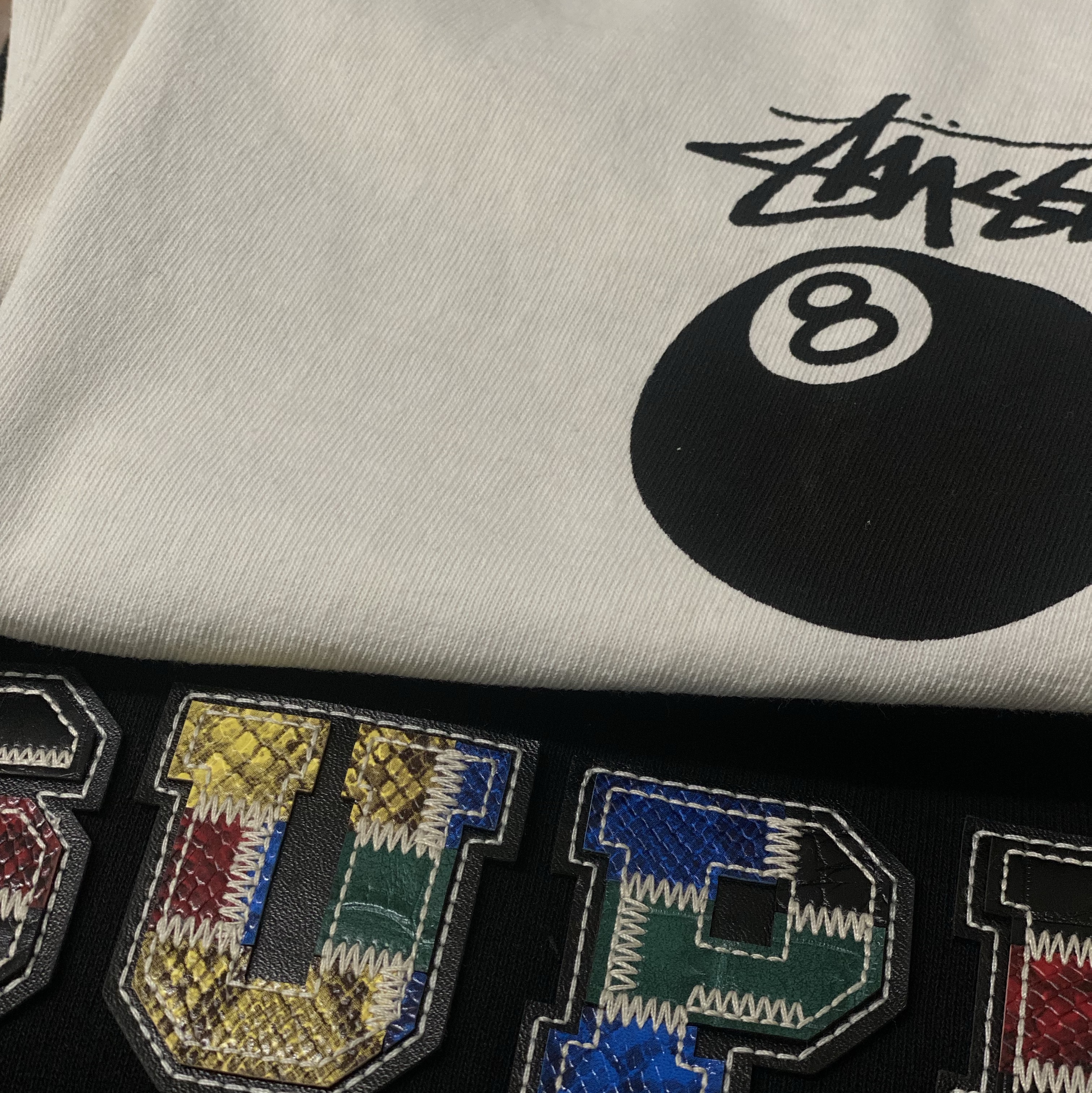 Supreme Collegiate Patchwork Leather Hooded Sweatshirt Black - 23FW, Stussy 8 Ball Pigment Dyed T-Shirt Natural 착용 스타일