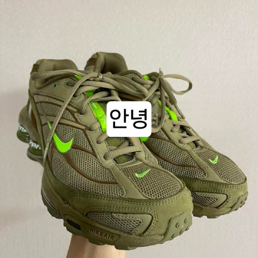 Nike x Supreme Shox Ride 2 SP Neutral Olive 착용 스타일