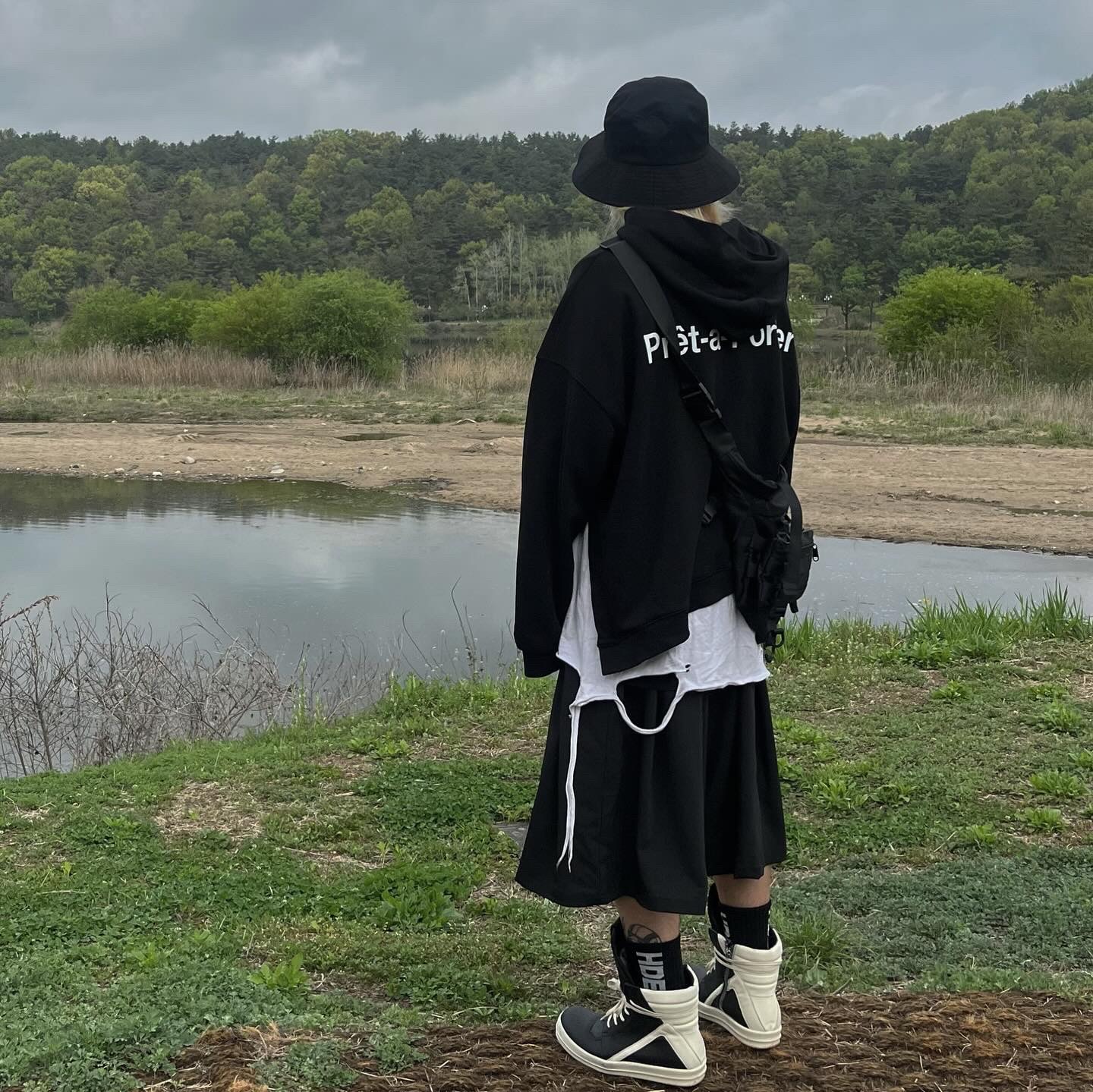 Rick Owens Geobasket Full Grain Calf Leather Strobe Sneakers Black Milk White 착용 스타일 - 2