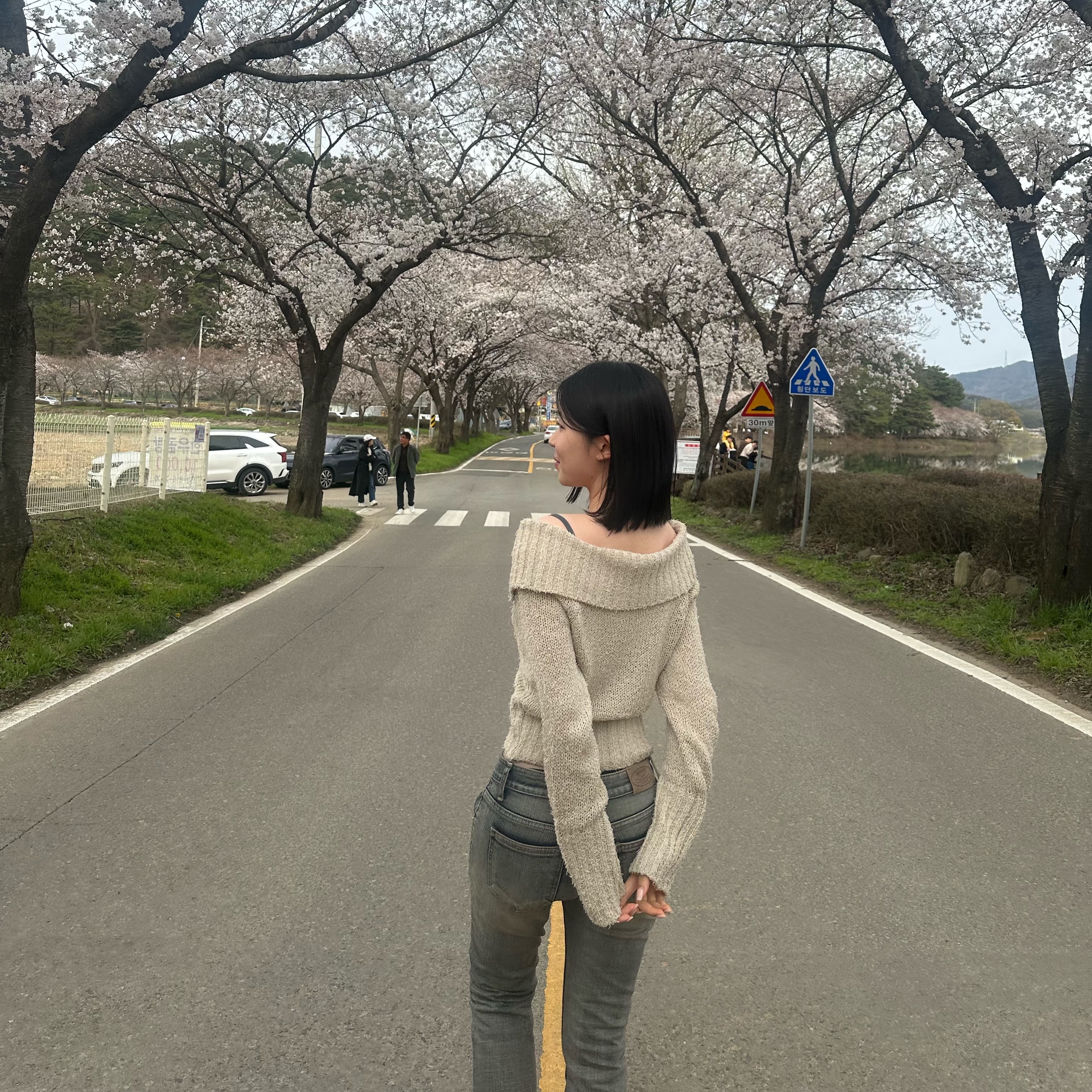 (W) Bohemian Seoul Boots Cut Denim Pants Blue (23 Ver.) 착용 스타일 - 4