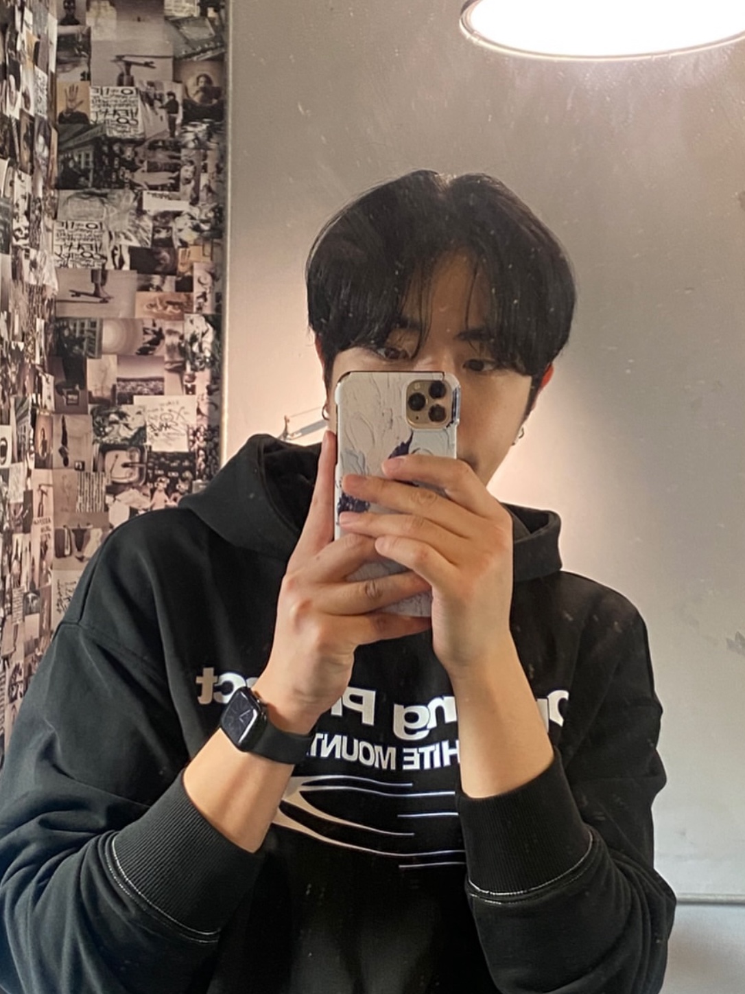 Opening Project Identity Hoodie Black 착용 스타일