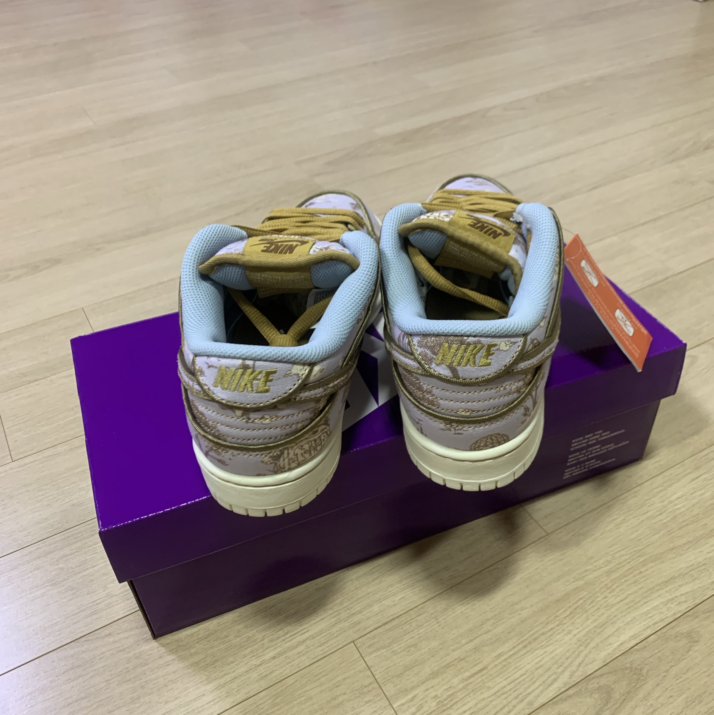 Nike SB Dunk Low Pro Premium Toile 착용 스타일 - 4