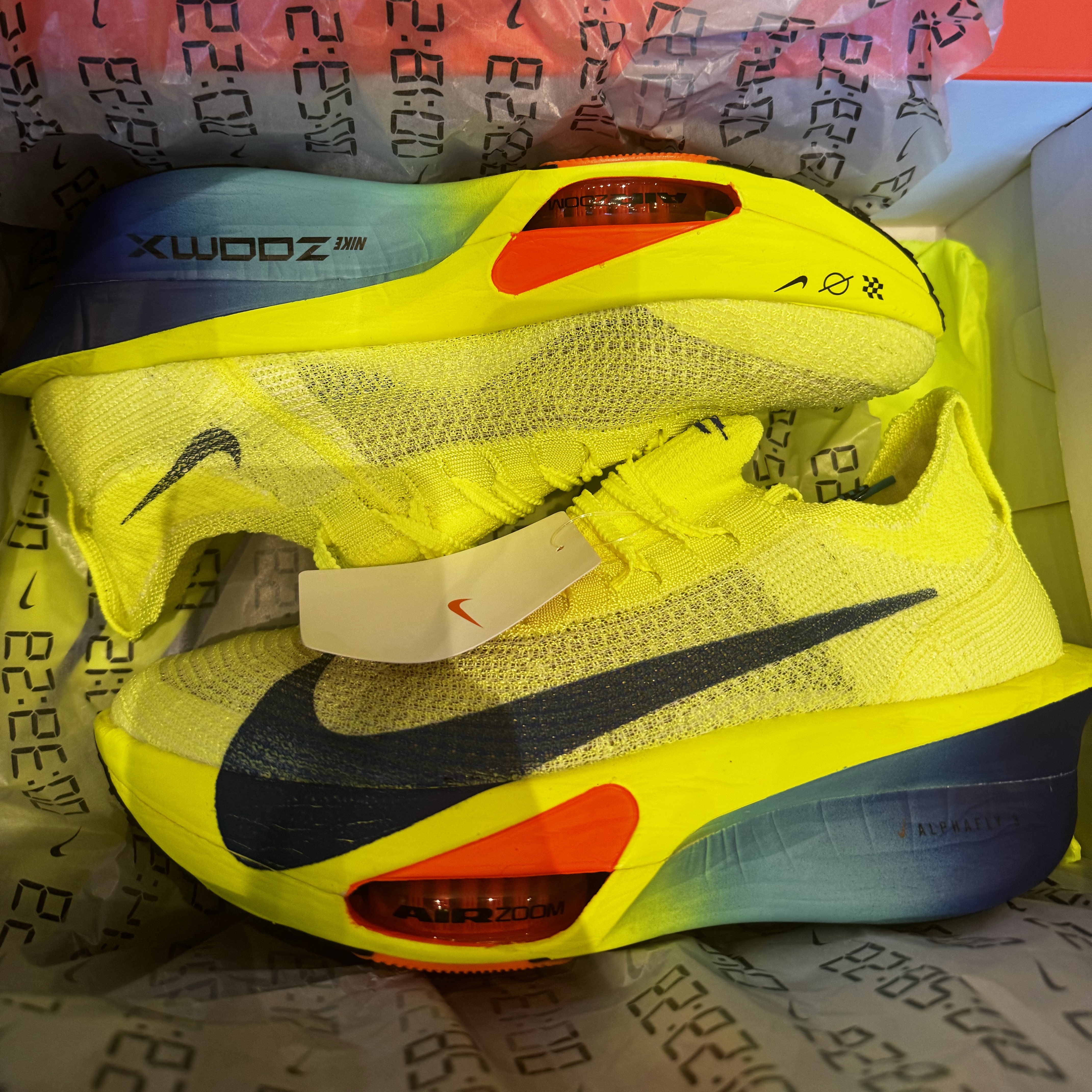 Nike Air Zoom Alphafly Next% 3 Volt 착용 스타일