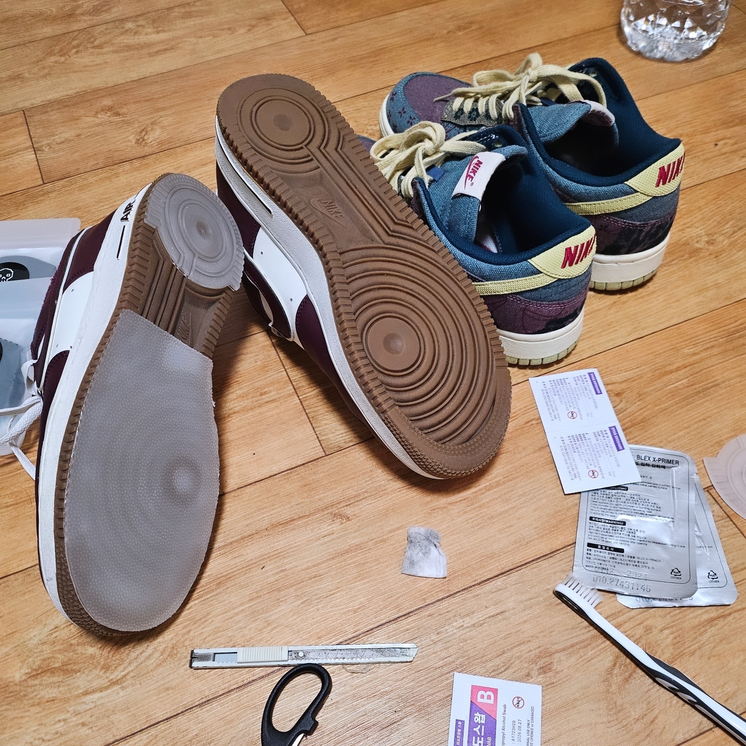 Nike Air Force 1 '07 LV8 Night Maroon, Nike Dunk Low SP Community Garden 착용 스타일