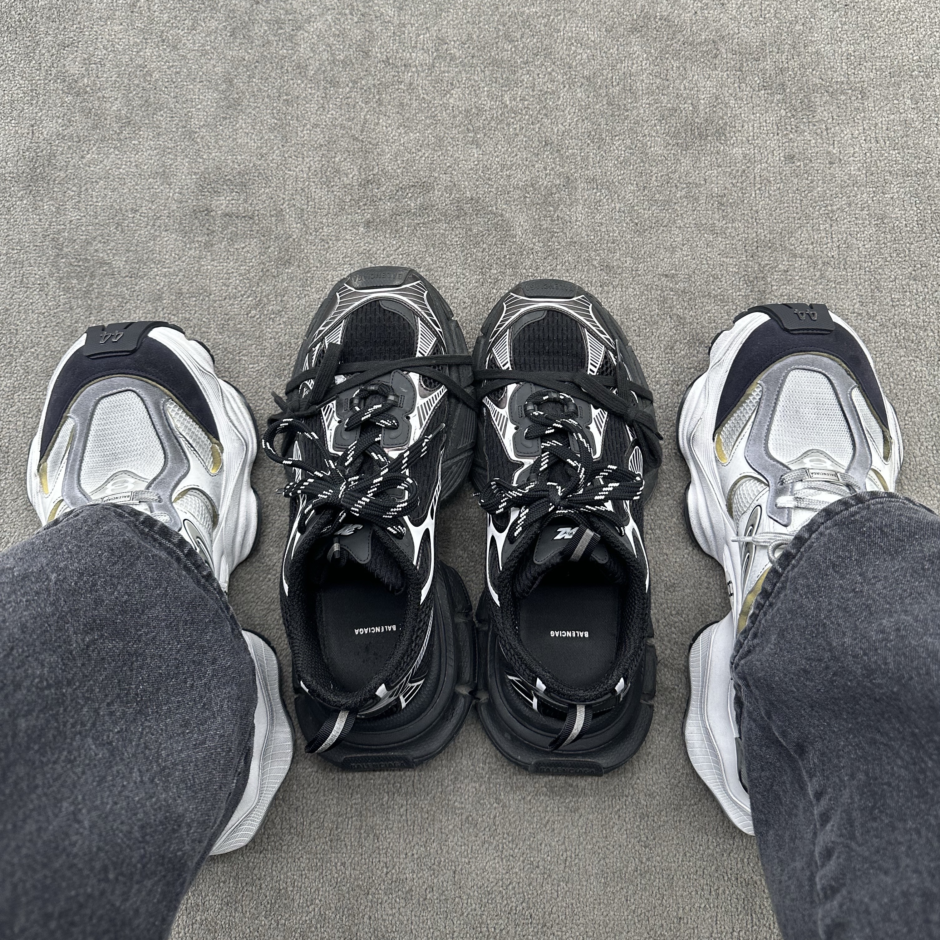 Balenciaga Cargo Sneakers White Grey, Balenciaga 3XL Sneakers Black White 착용 스타일