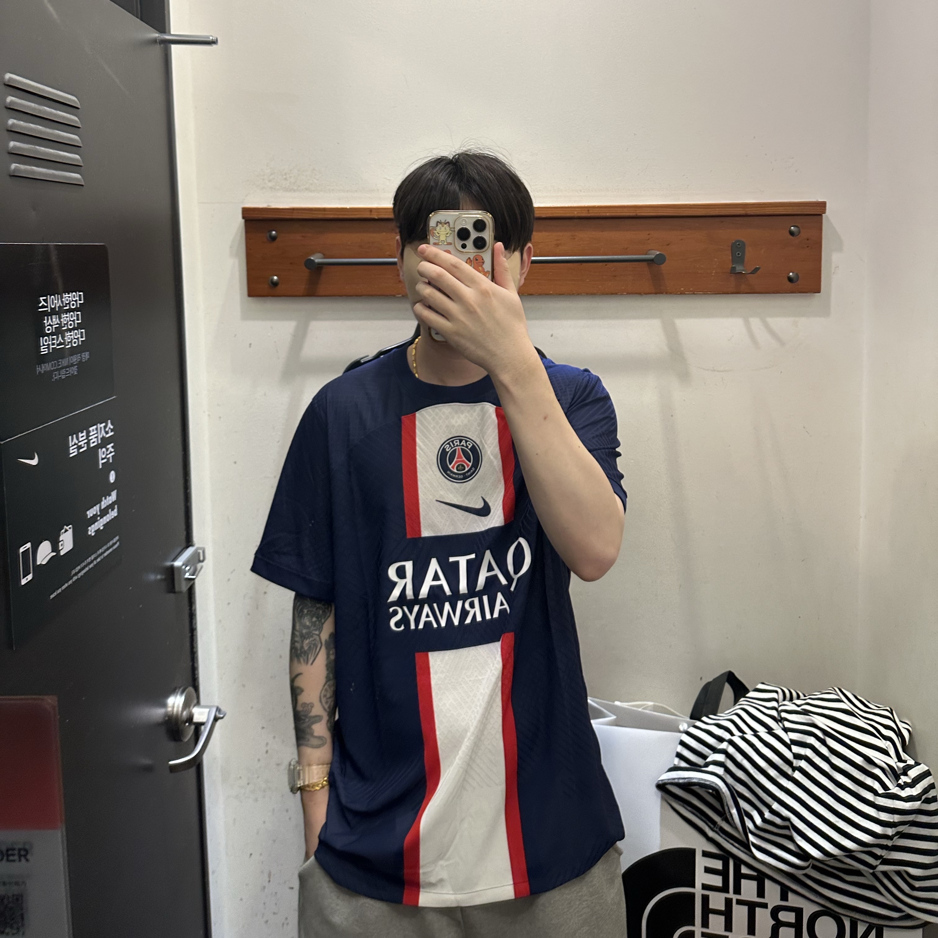 Nike Paris Saint-Germain 2022/23 Dri-Fit Stadium Home Jersey Midnight Navy (Non Marking Ver.) 착용 스타일
