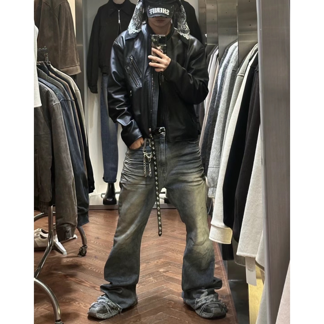 Project G/R Flare Jeans Blue 착용 스타일