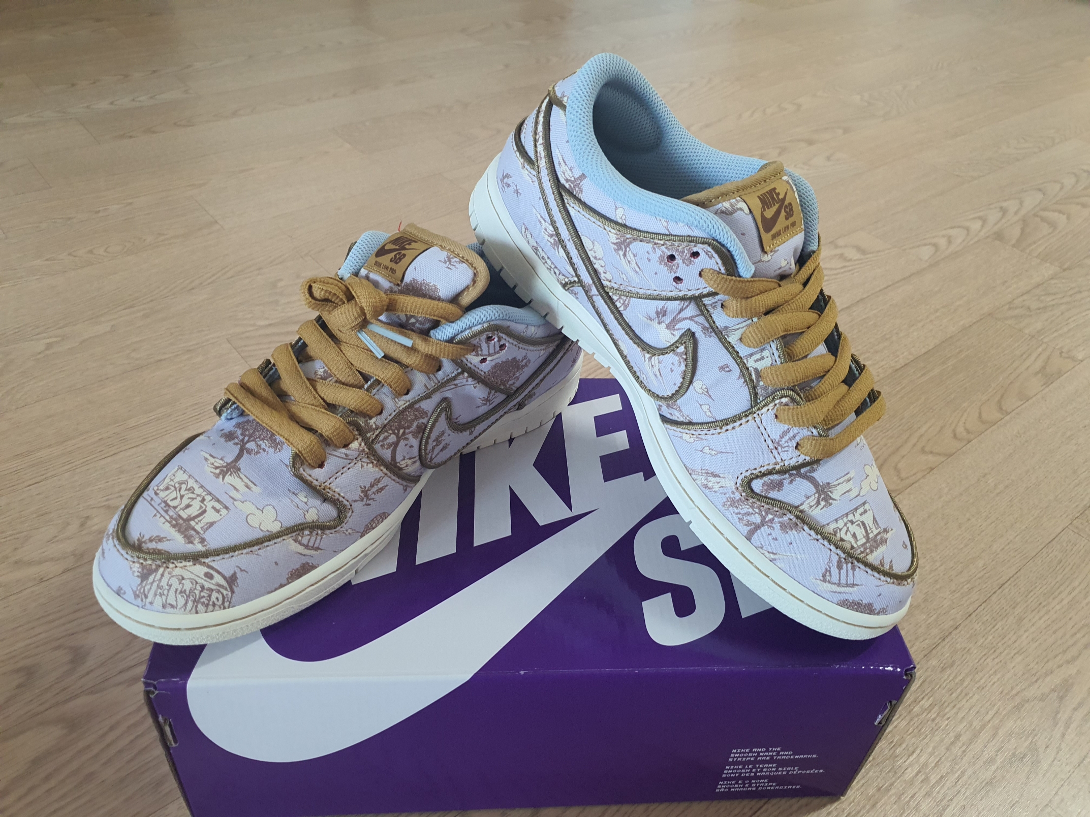 Nike SB Dunk Low Pro Premium Toile 착용 스타일 - 2