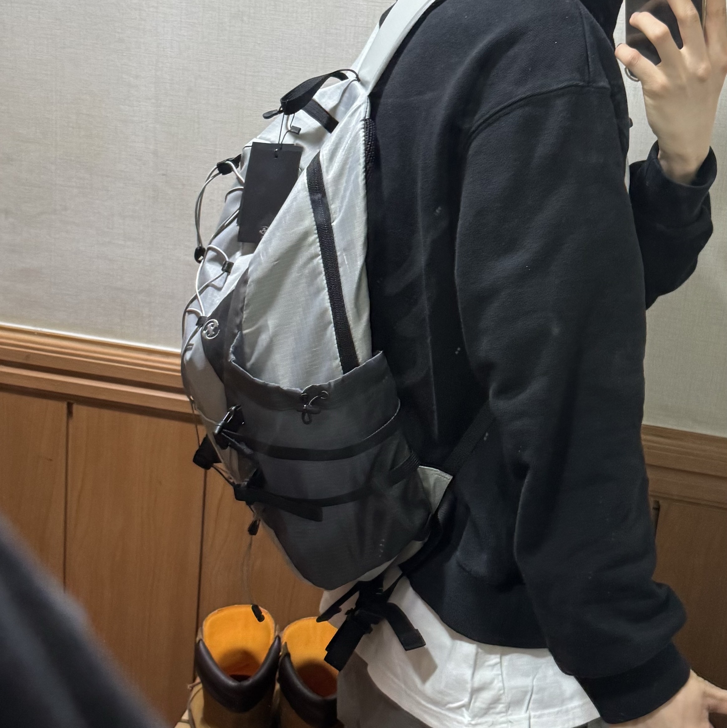 Sansan Gear String Backpack Grey - 24SS 착용 스타일