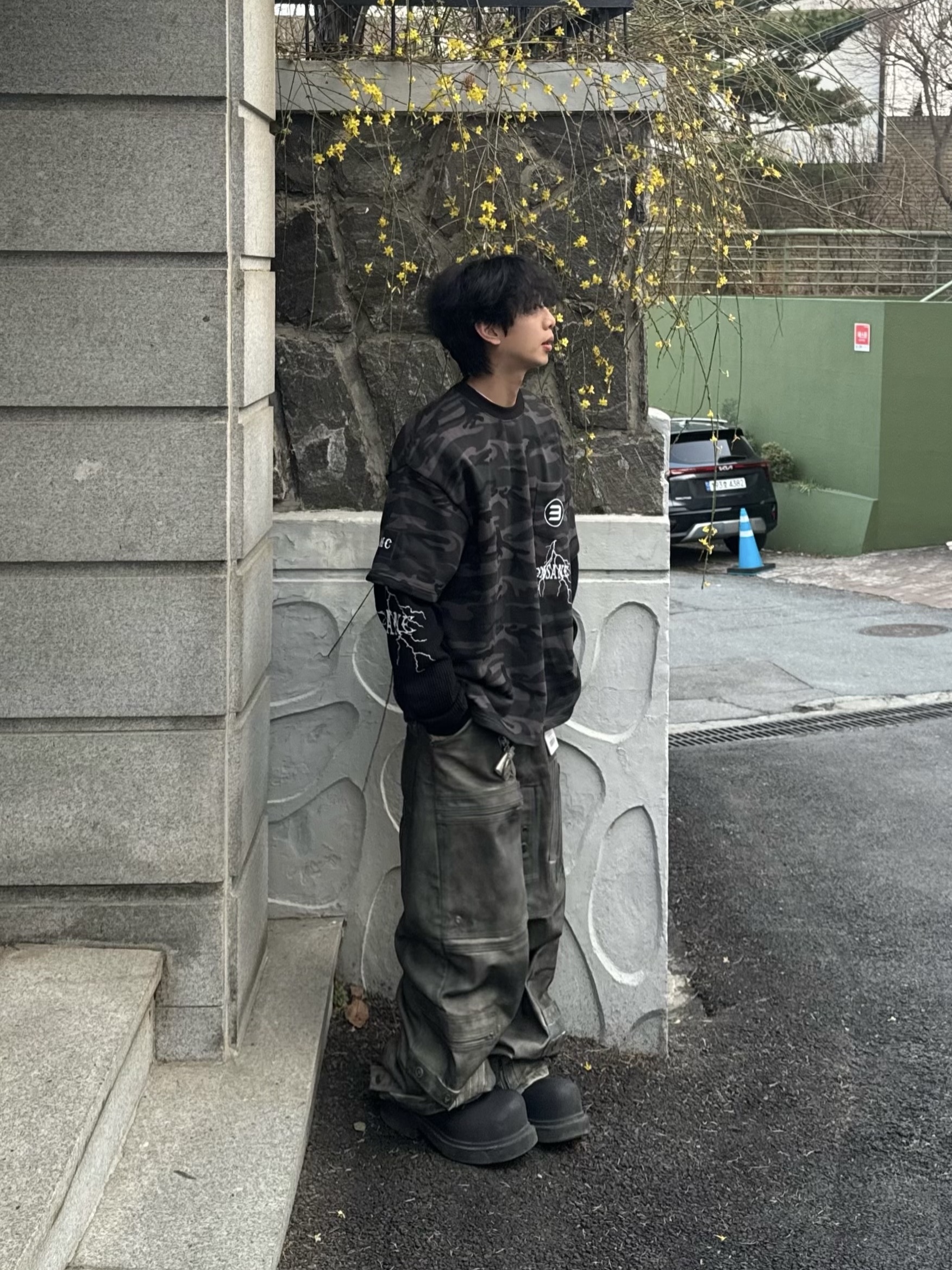 Project G/R Flight Denim Pants Dust Grey, Balenciaga Steroid Derby Black 착용 스타일 - 3