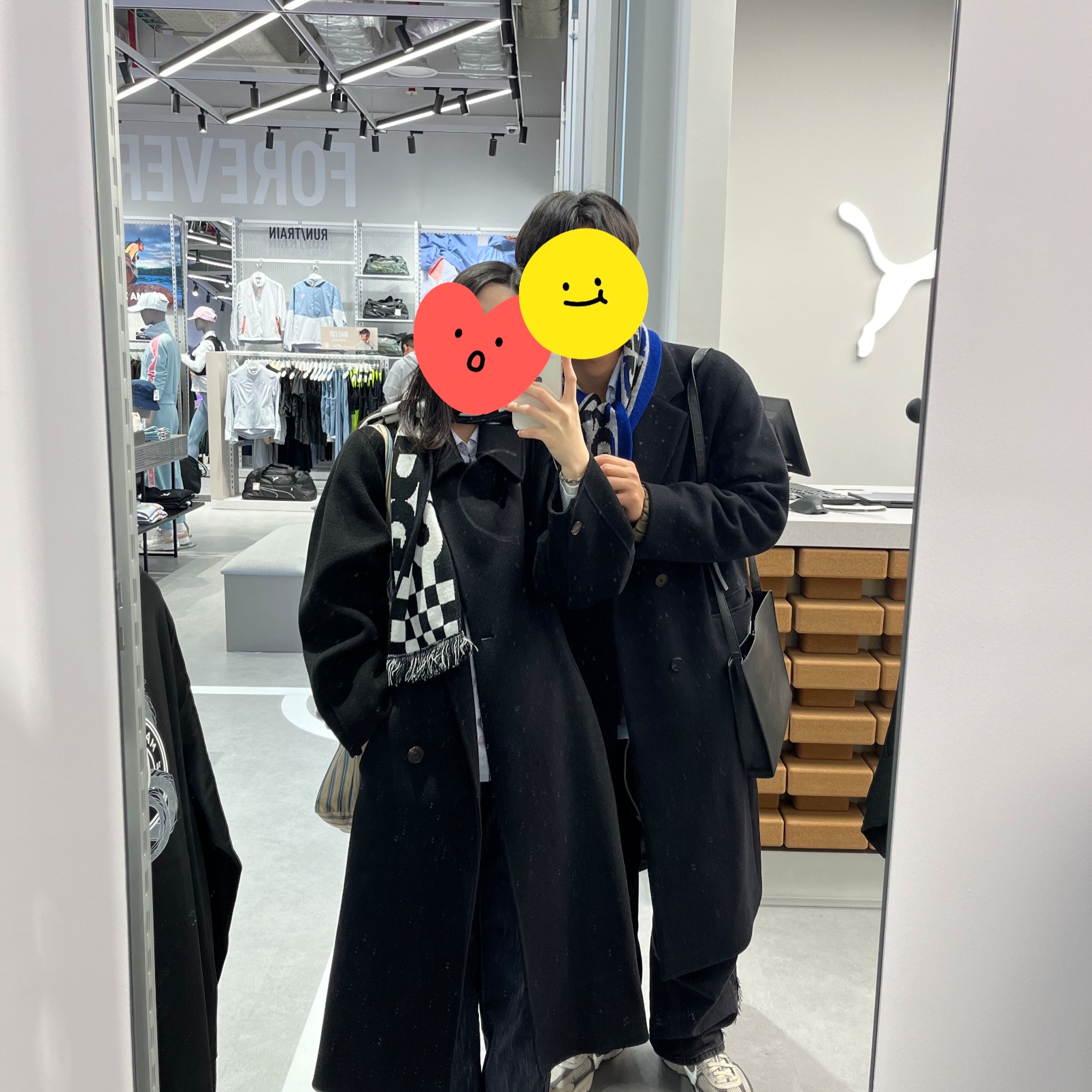 CDG Logo Check Muffler Blue, CDG Logo Check Muffler White Black 착용 스타일
