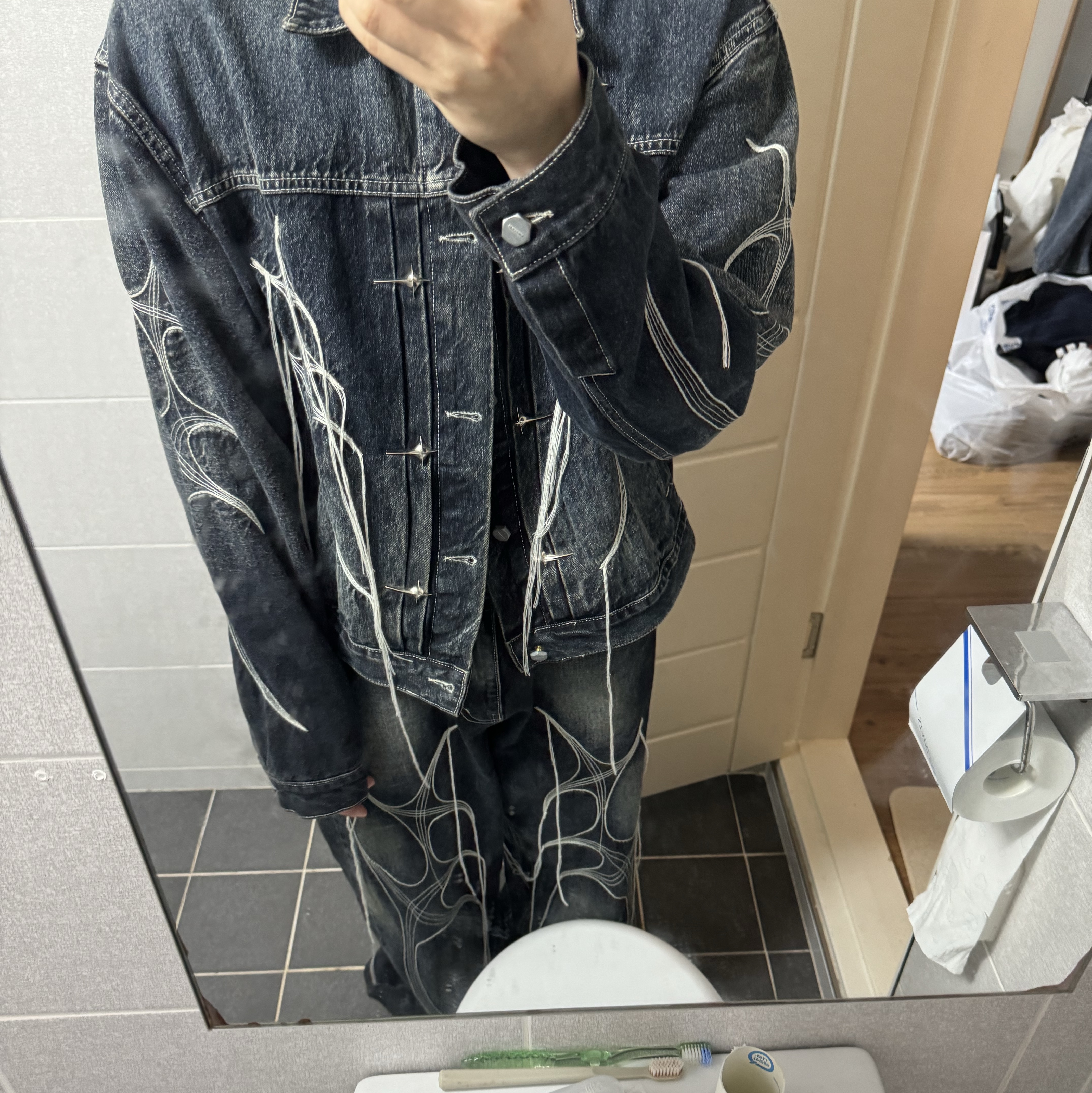 Thug Club Denim Tribal Pants Denim 착용 스타일