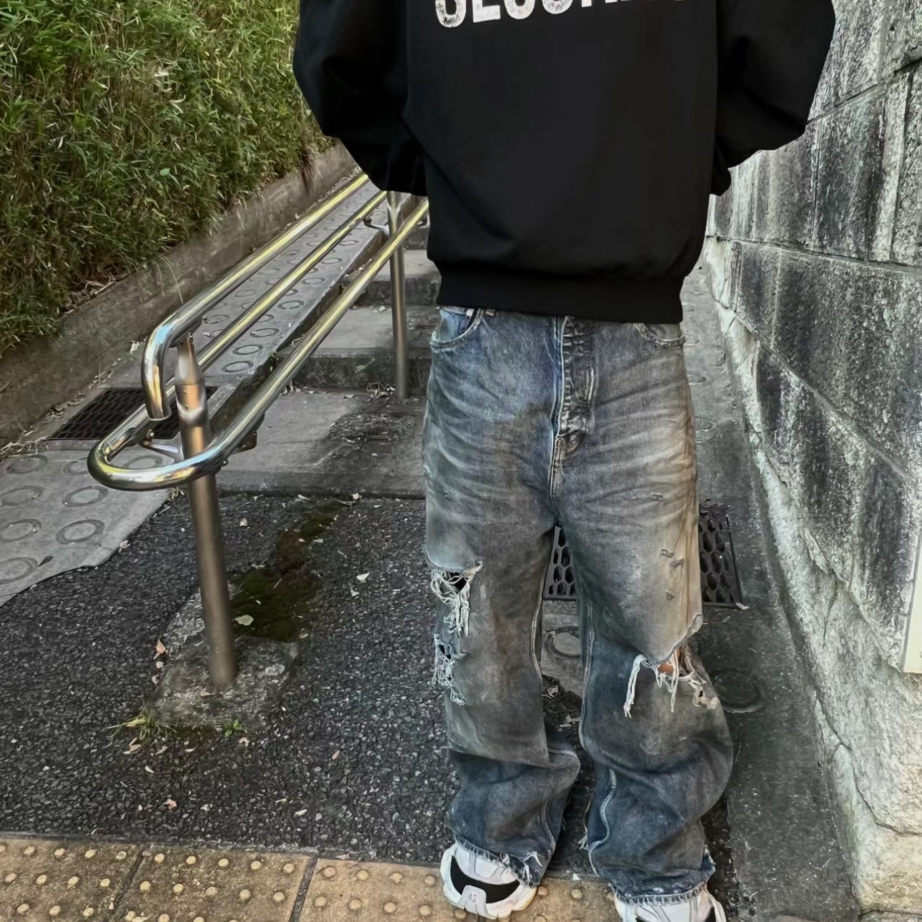 Project G/R Flare Jeans Blue 착용 스타일
