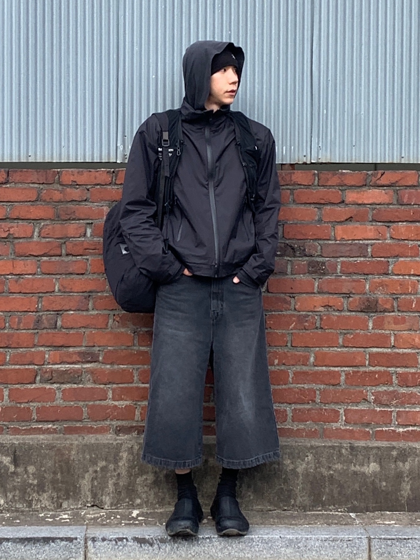 Stussy Basic Skullcap Beanie Black, Our Legacy Slim Backpack Black Dense Liquid Nylon 착용 스타일 - 1