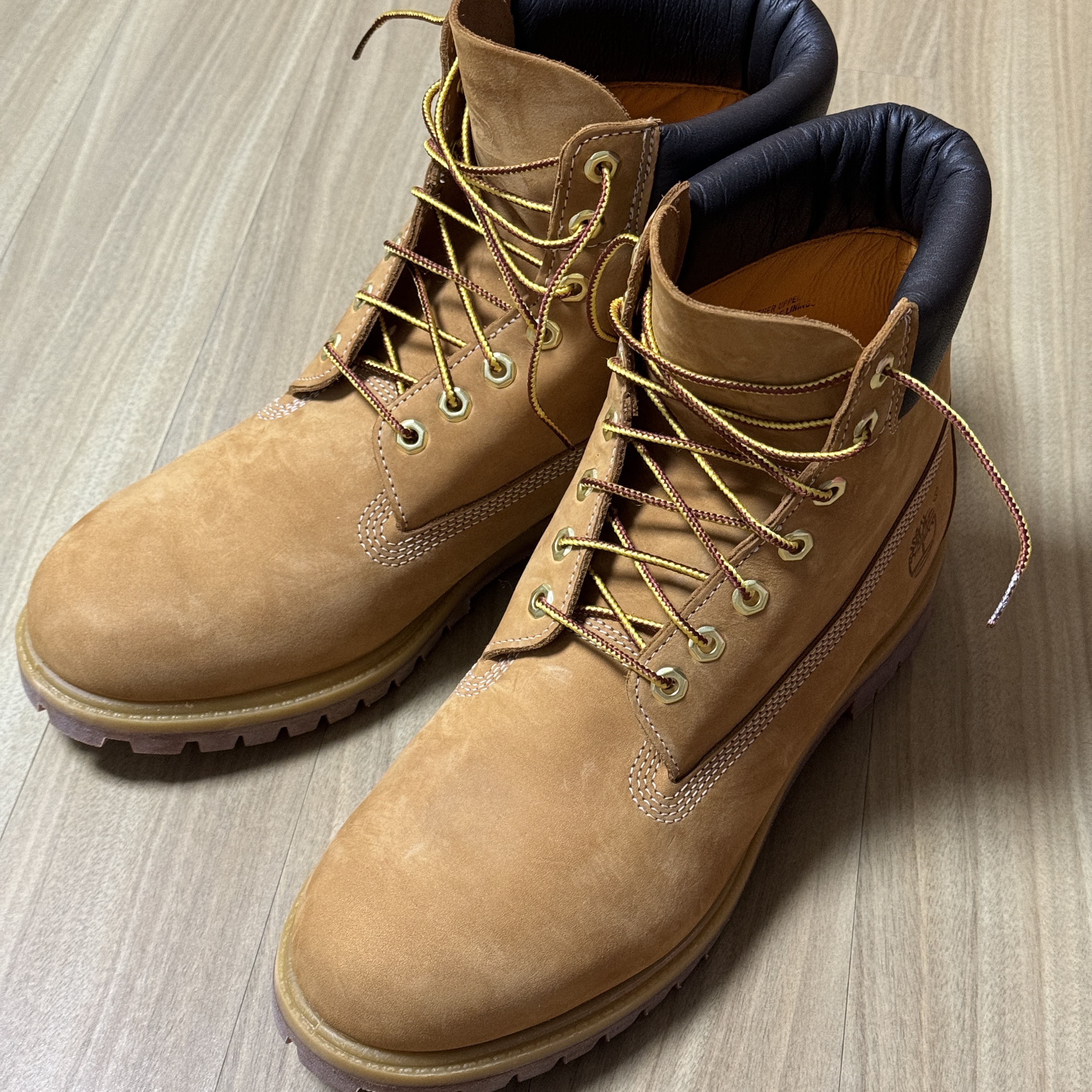 Timberland Premium 6 inch Waterproof Boot Wheat Nubuck - Wide, RAWROW City Walker Helmet Khaki 착용 스타일 - 2