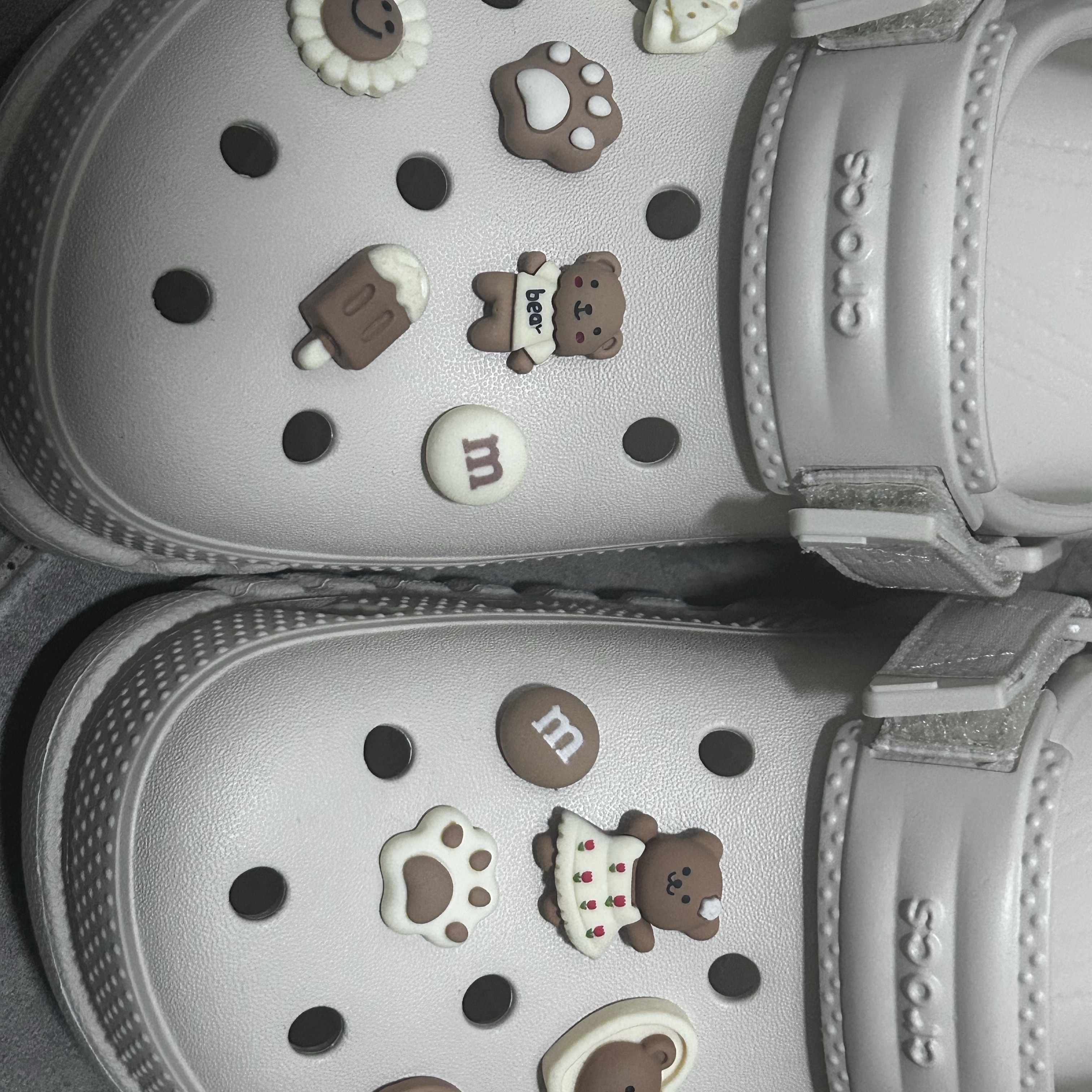 Crocs Duet Max II Clog Stucco 착용 스타일