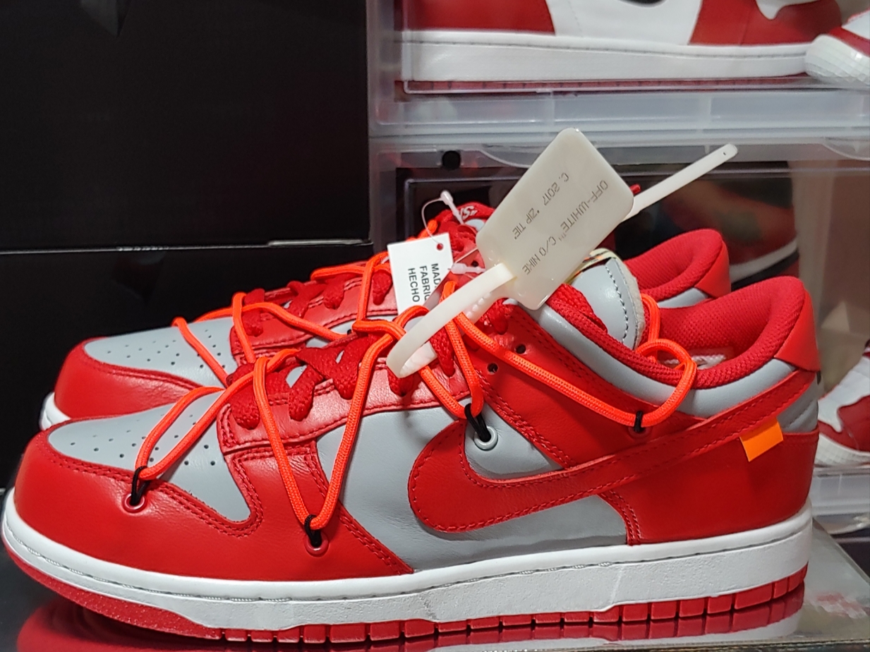Nike x Off-White Dunk Low University Red 착용 스타일 - 2
