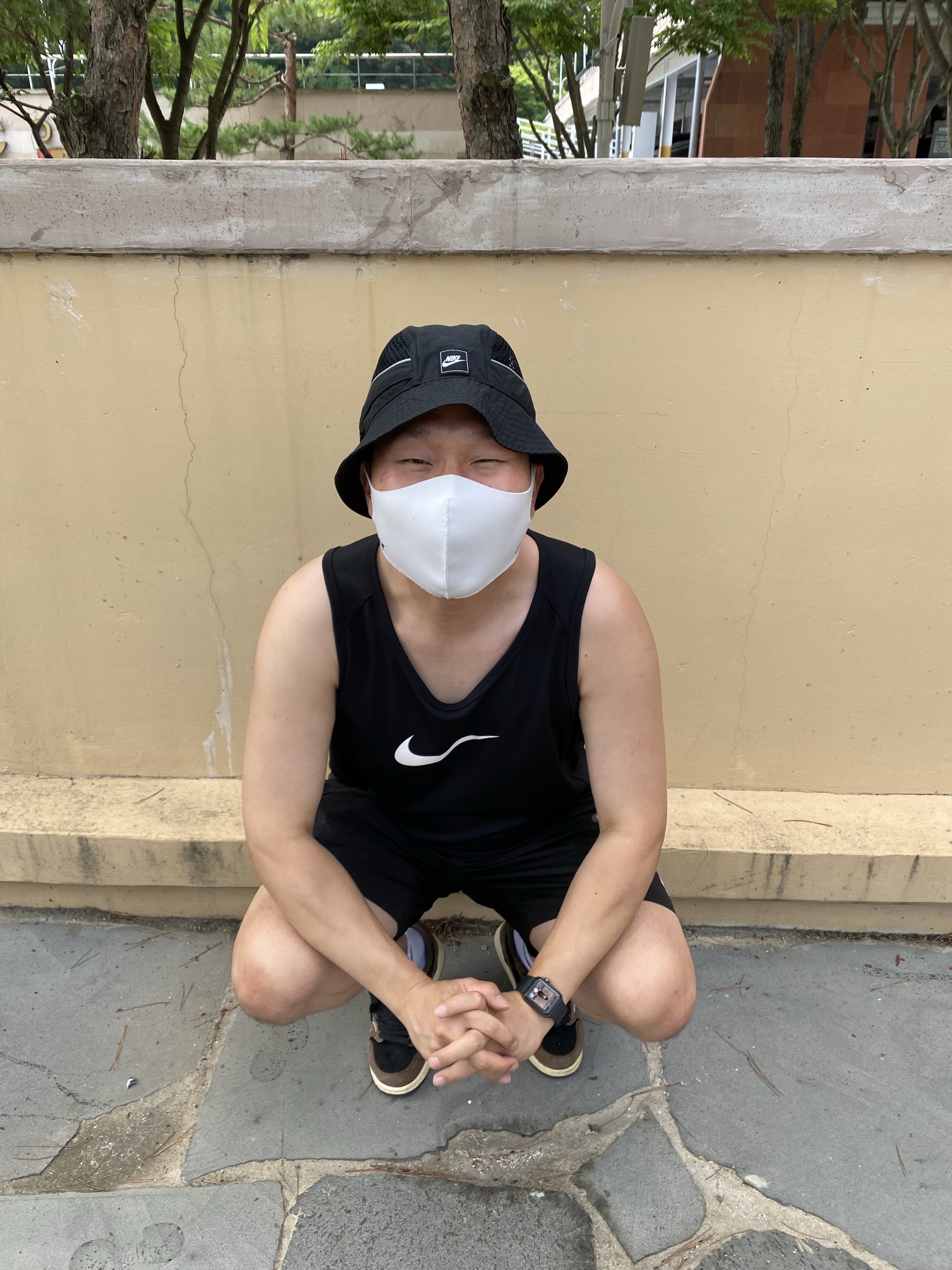 Jordan 1 x Travis Scott Retro Low OG SP Mocha 착용 스타일
