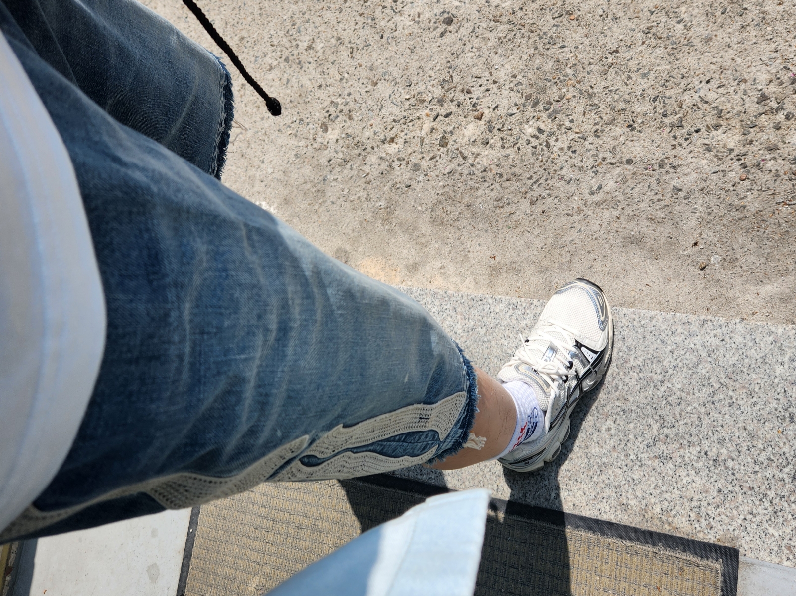 Kapital 14 oz. Denim 5P Bone Embroidery Short Pants Indigo (Processing), Asics Gel-Nimbus 9 Cream Black 착용 스타일 - 1