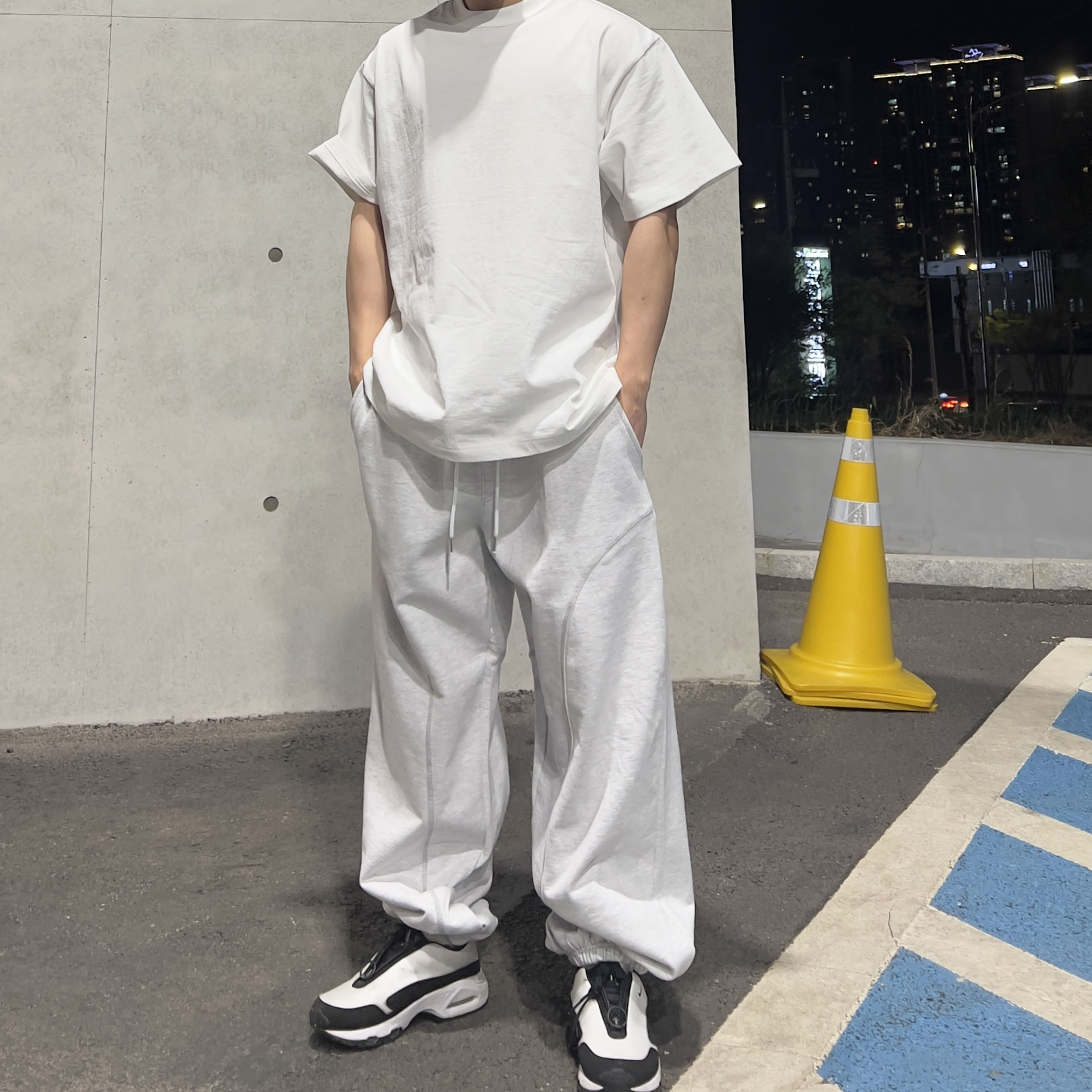 Nike x Comme des Garcons Homme Plus Air Max Sunder SP White Black 착용 스타일 - 3