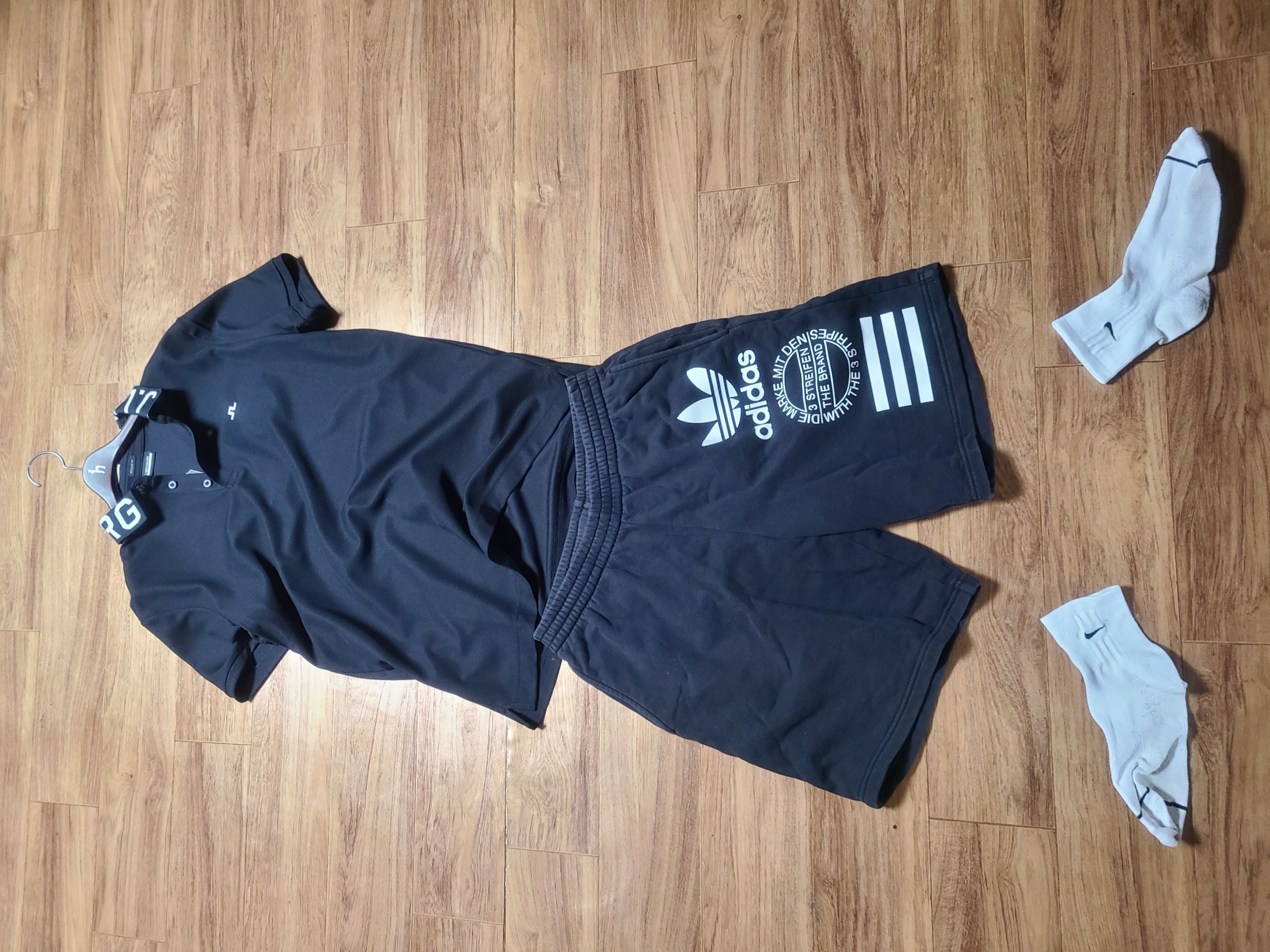 J.Lindeberg Gus Regular Polo Black 착용 스타일