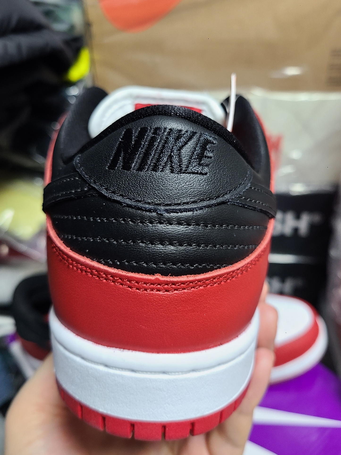 Nike SB Dunk Low Pro Chicago 착용 스타일 - 5