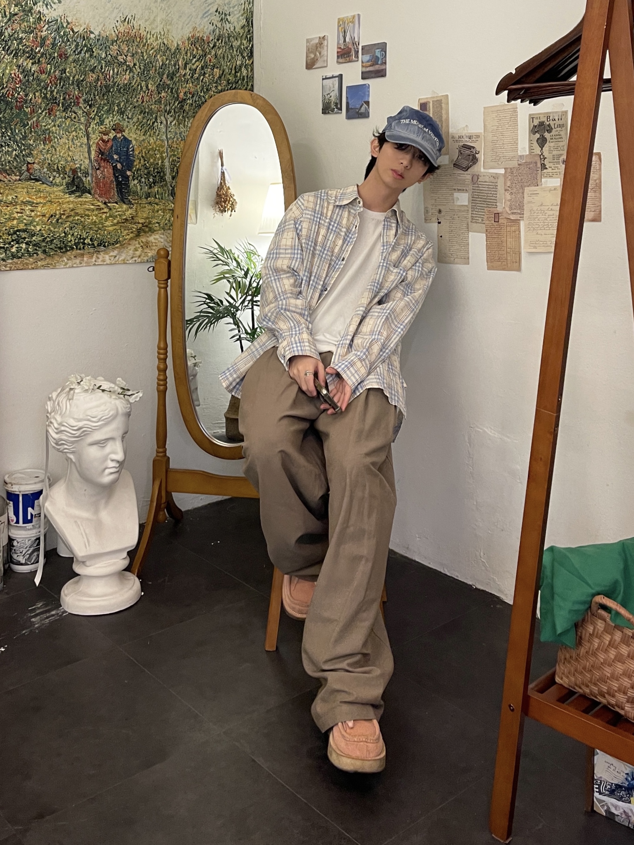 The Museum Visitor Wire Ball Cap Washed Blue 착용 스타일 - 3