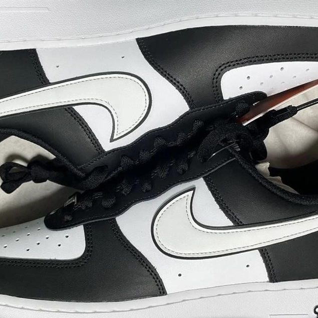 Nike Air Force 1 '07 LV8 White Black 착용 스타일
