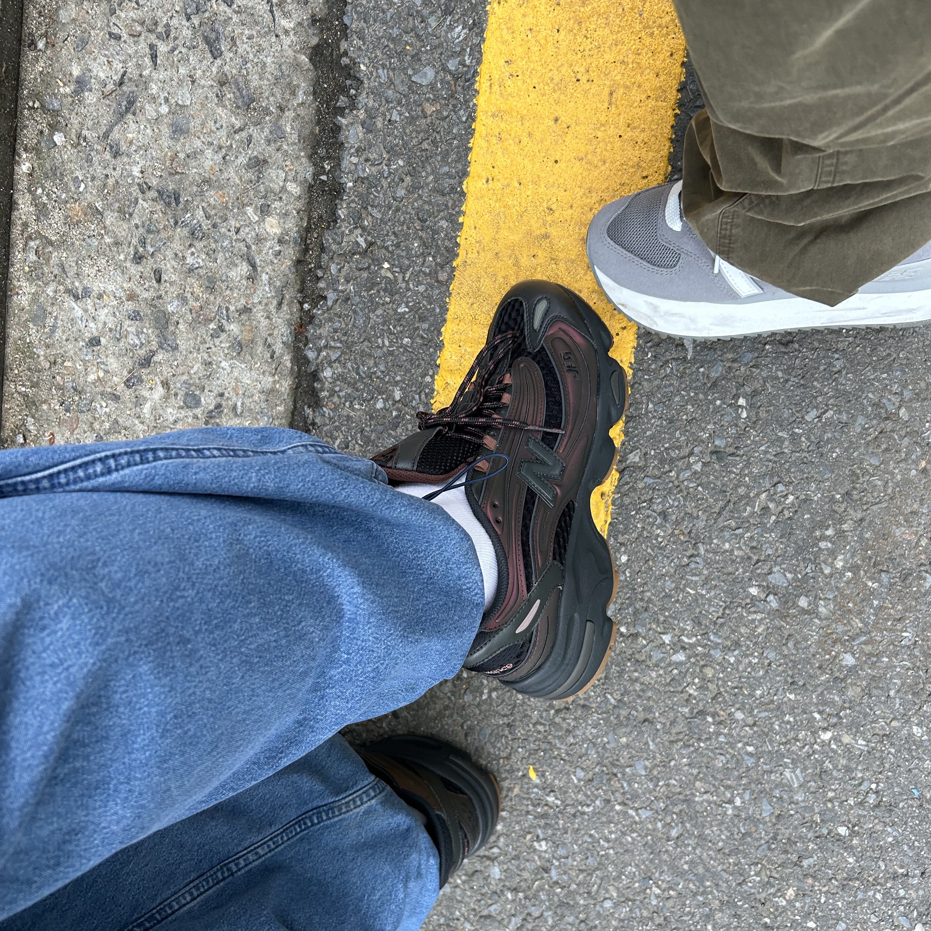 New Balance x Joe Freshgoods 1000 Pirate Black Nutmeg 착용 스타일
