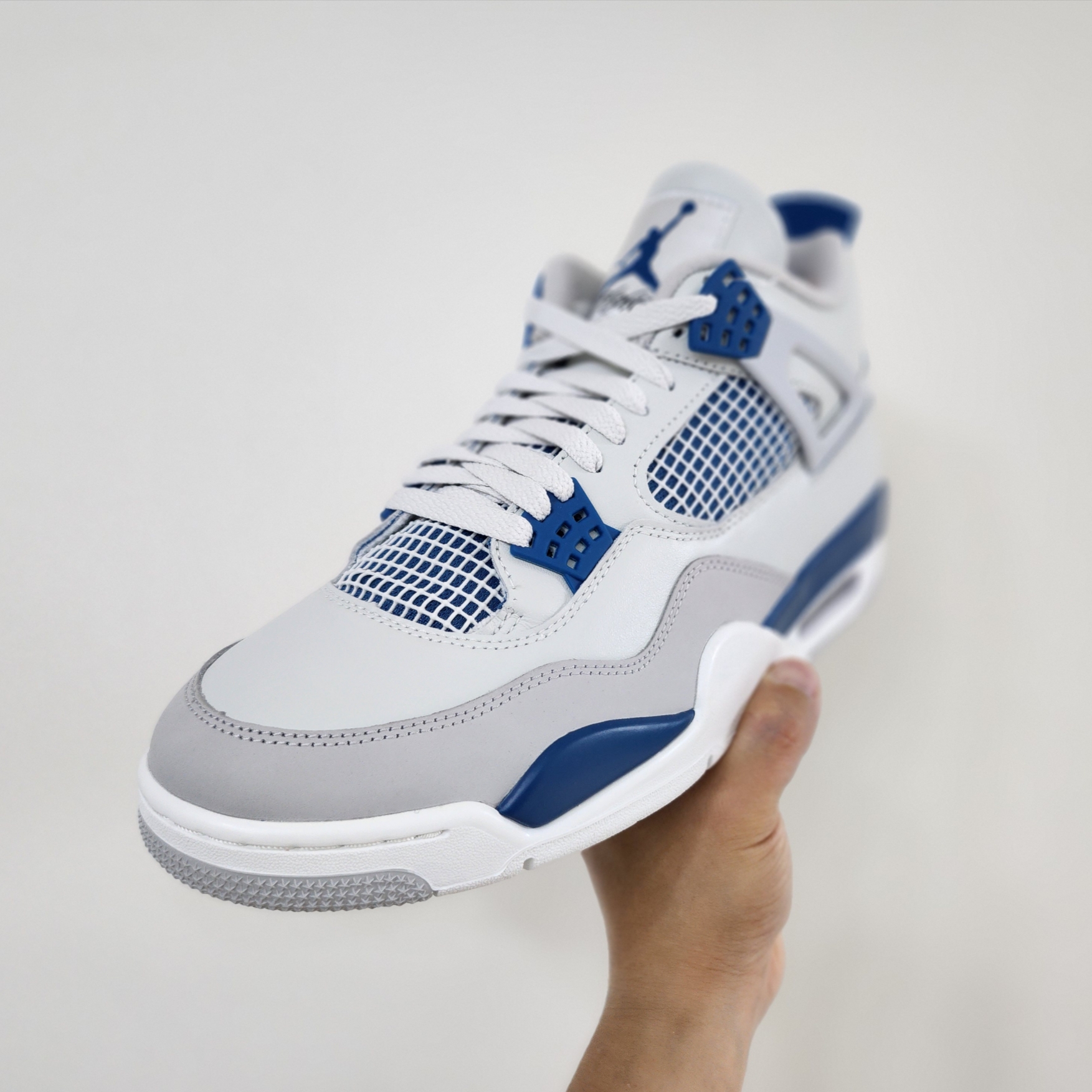Jordan 4 Retro Industrial Blue 착용 스타일 - 1