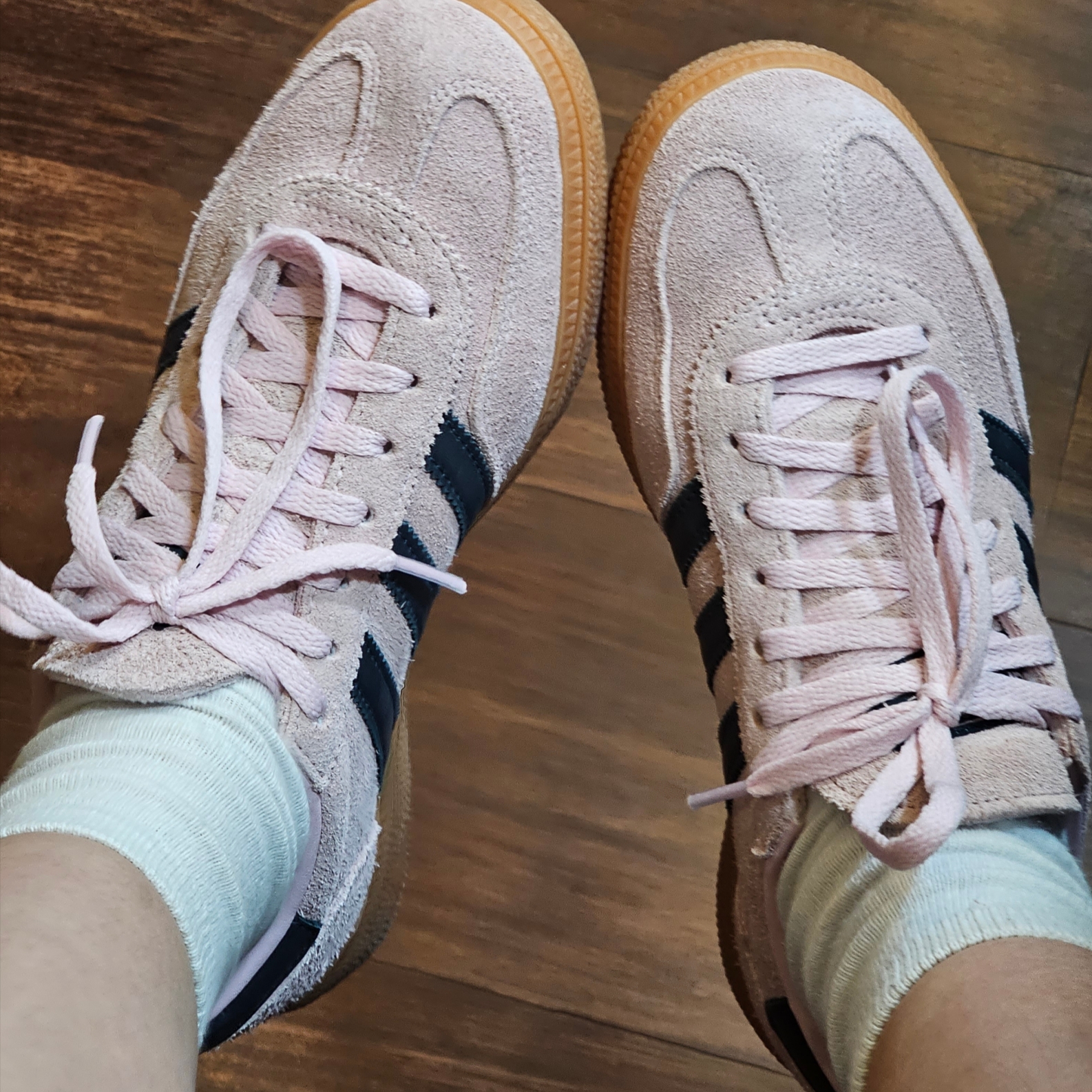 (W) Adidas Spezial Handball Clear Pink 착용 스타일