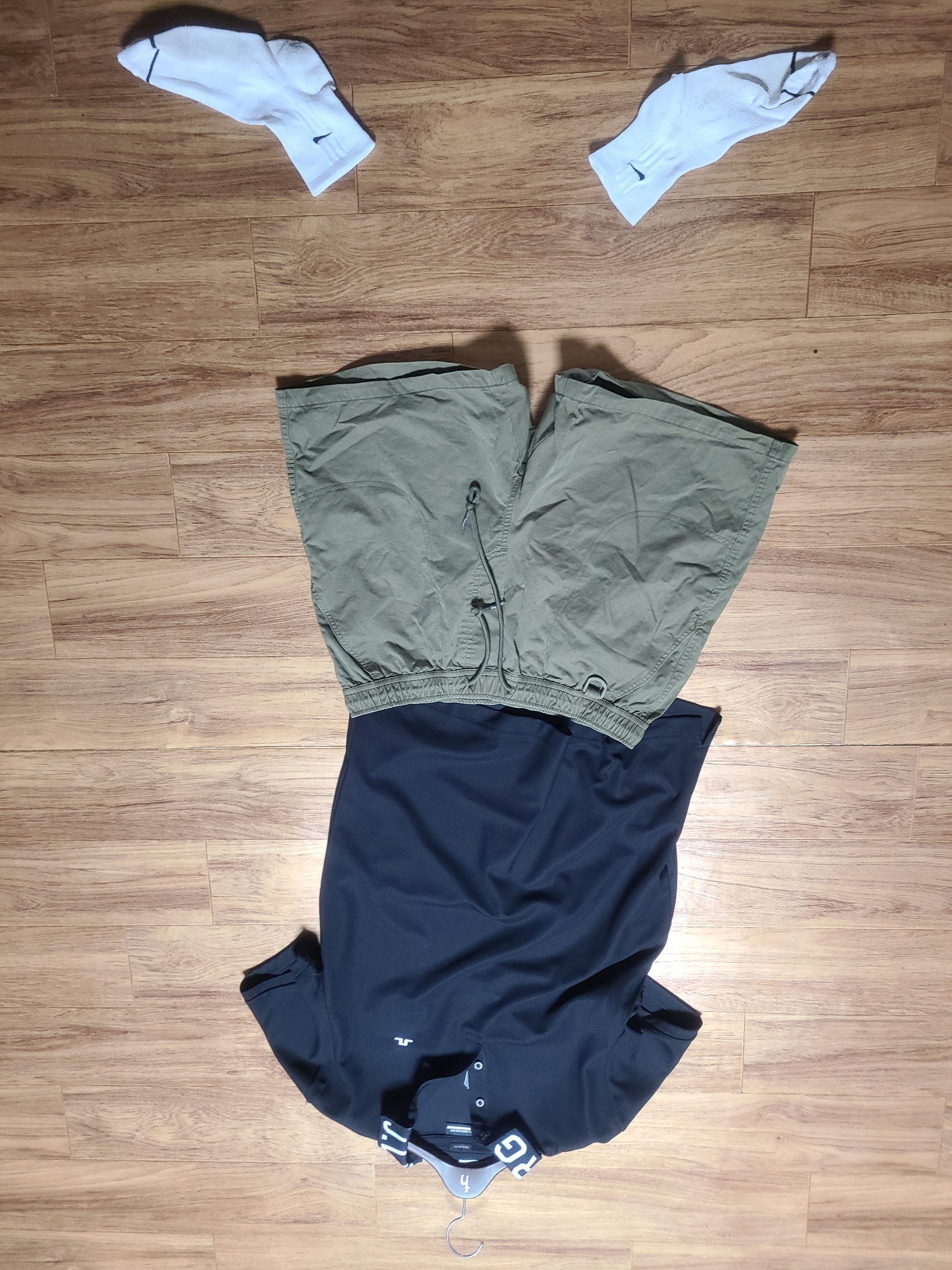 J.Lindeberg Gus Regular Polo Black 착용 스타일