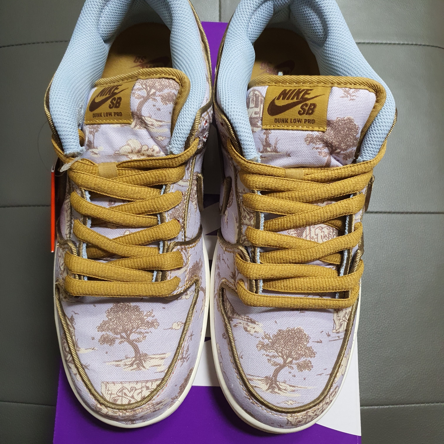 Nike SB Dunk Low Pro Premium Toile 착용 스타일