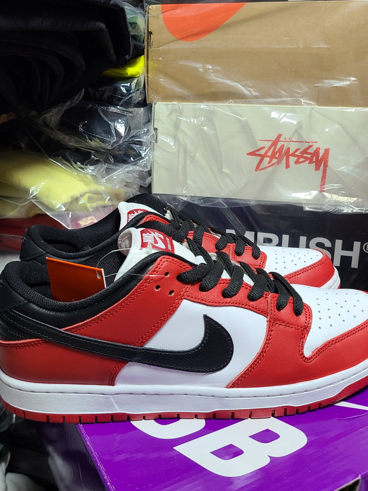 Nike SB Dunk Low Pro Chicago 착용 스타일 - 2