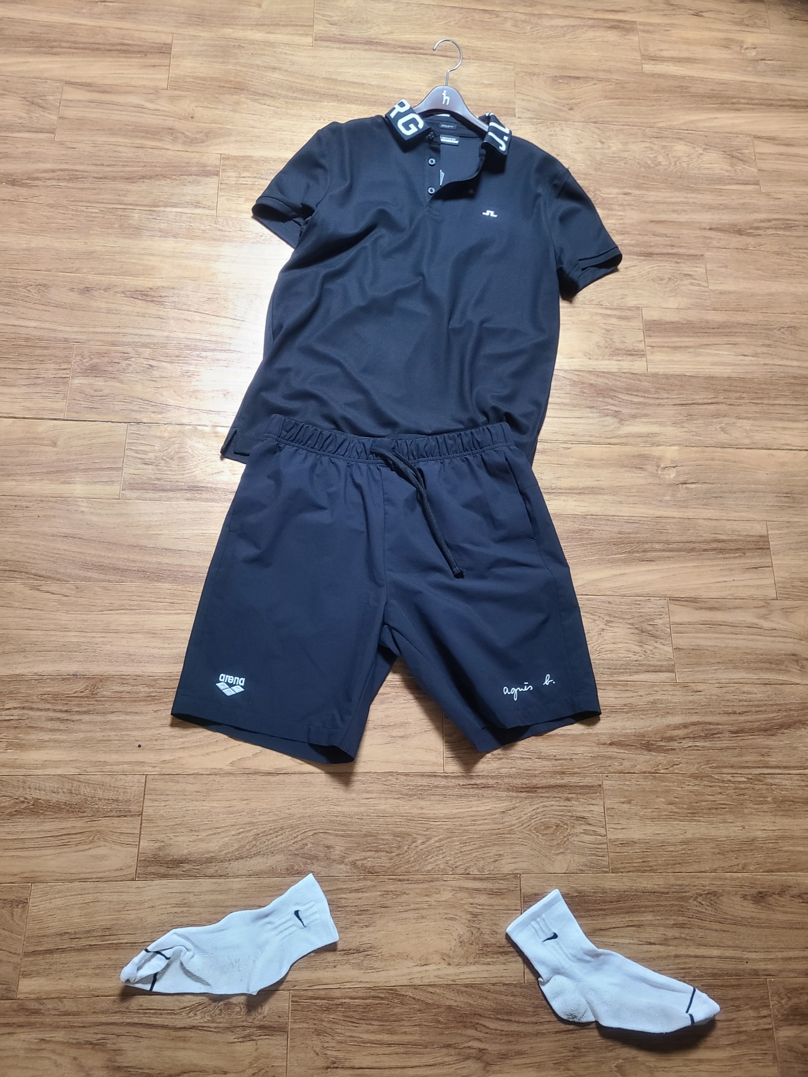J.Lindeberg Gus Regular Polo Black 착용 스타일