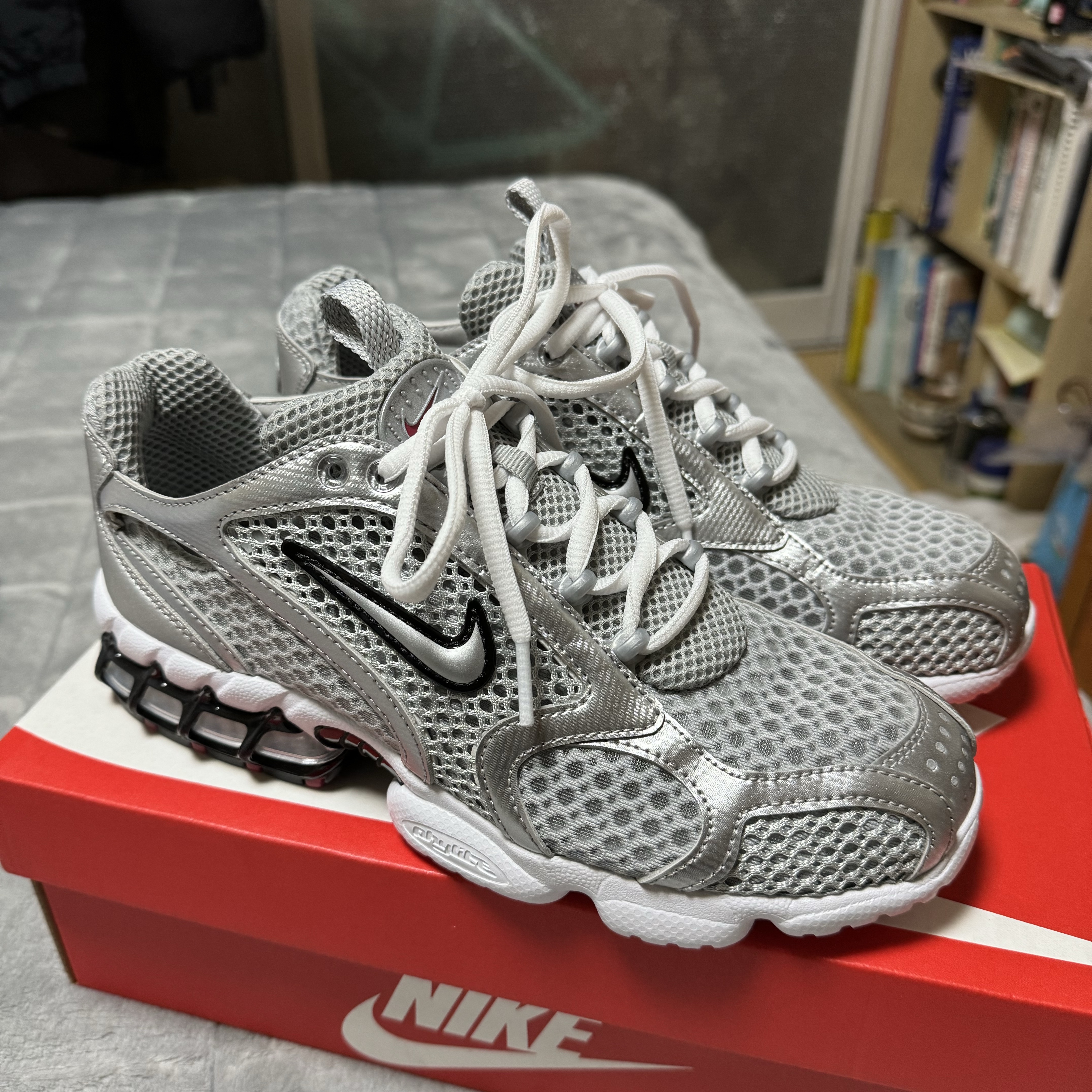 Nike Air Zoom Spiridon Cage 2 Metallic Silver 착용 스타일