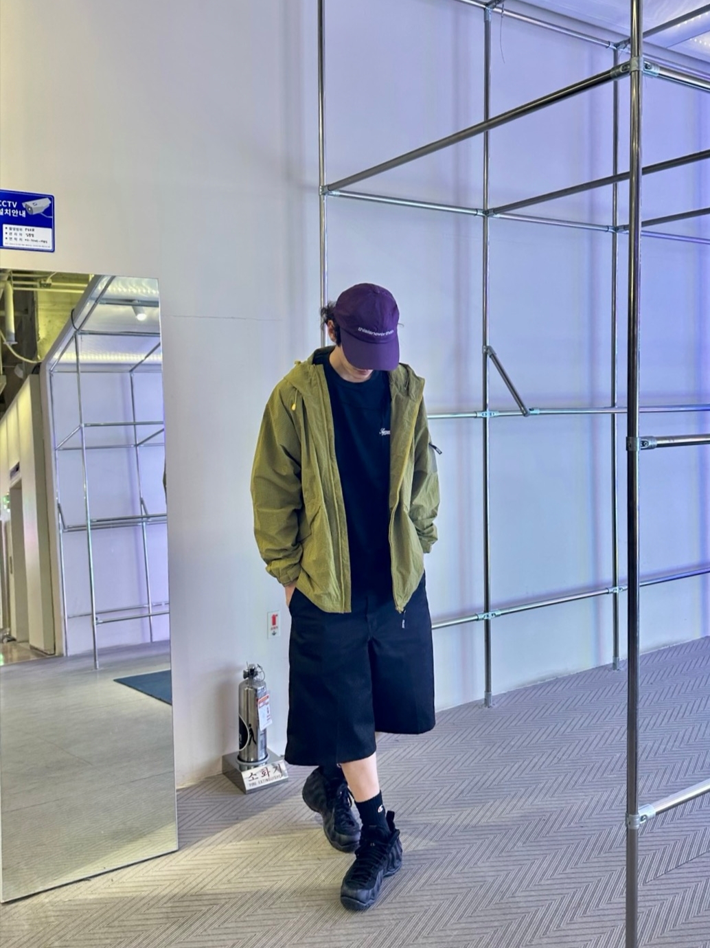 Palace Cripstop Grid Jacket Yellow - 22SS, Nike Air Foamposite One Black Anthracite 착용 스타일 - 2